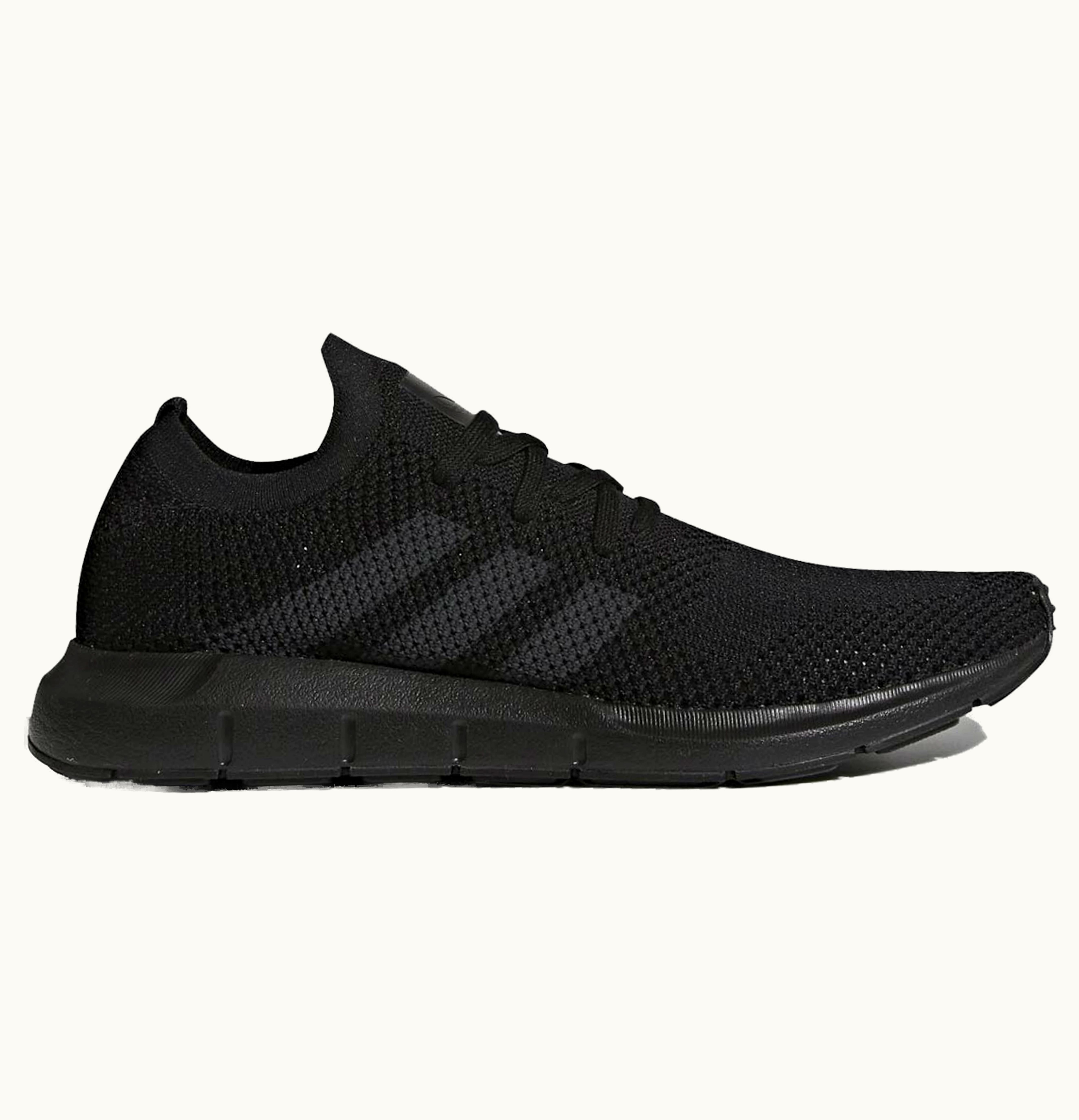 Adidas adidas Swift Run Triple Black Primeknit