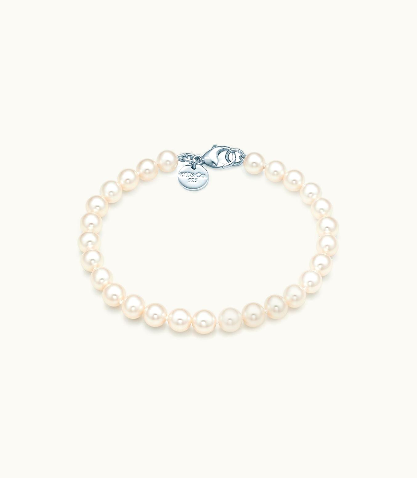Tiffany & Co Ziegfeld Collection Bracelet Of Freshwater Cultured Pearls With A Silver Clasp