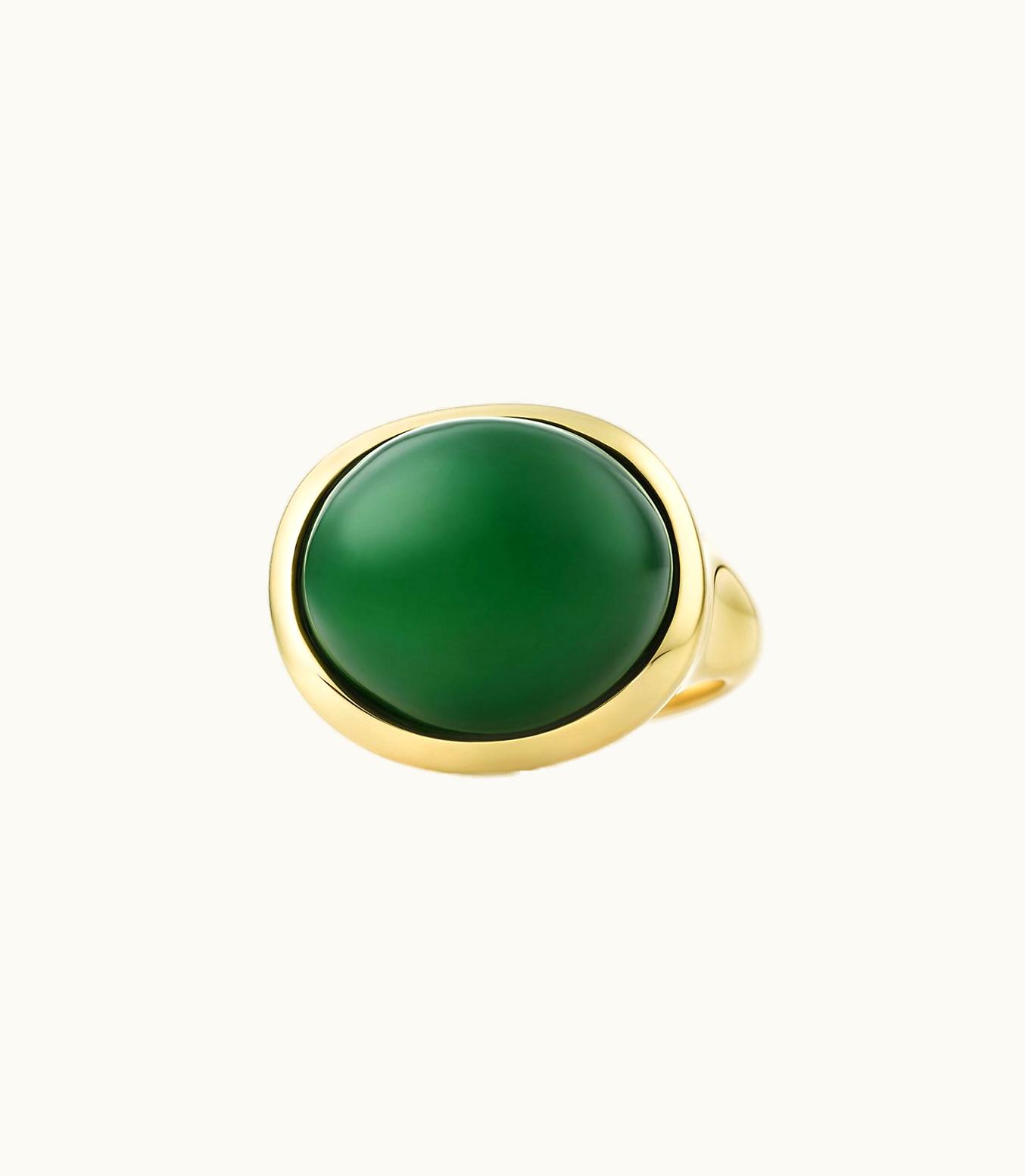Tiffany & Co Elsa Peretti® Cabochon Ring In 18K Gold With Green Jade, 15 Mm Wide