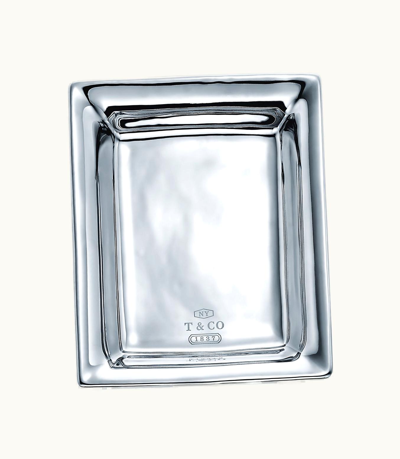 Tiffany & Co Vide Poche In Porcelain With A Silver Hand-Painted Finish