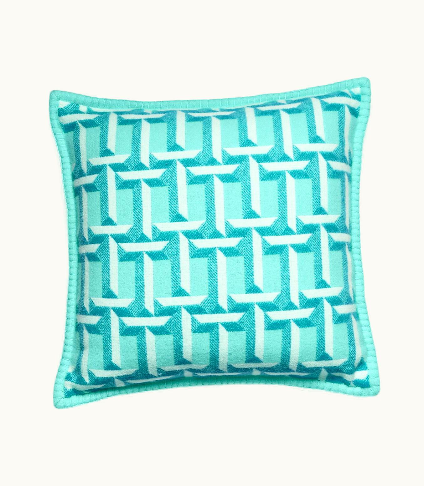 Tiffany & Co Tiffany T True Cushion