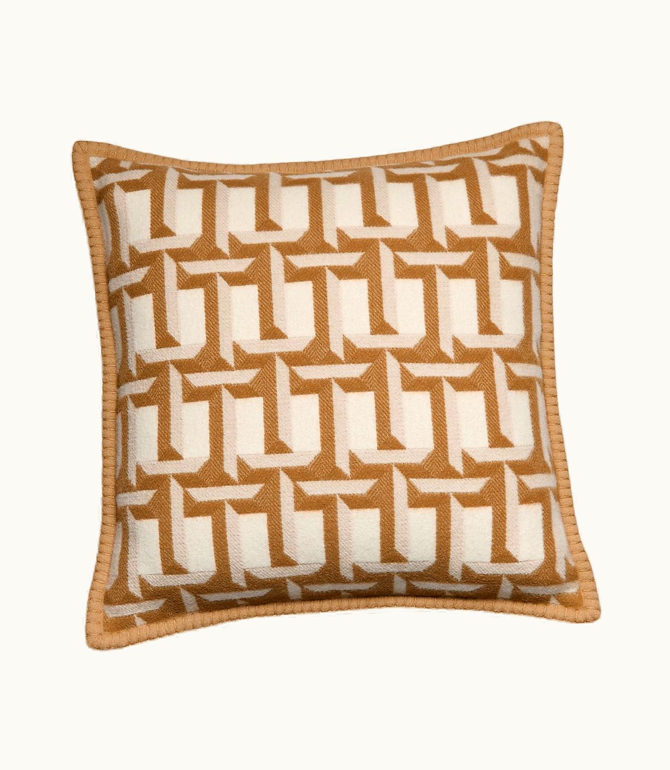 Tiffany & Co Tiffany T True Cushion In Camel Cashmere And Wool