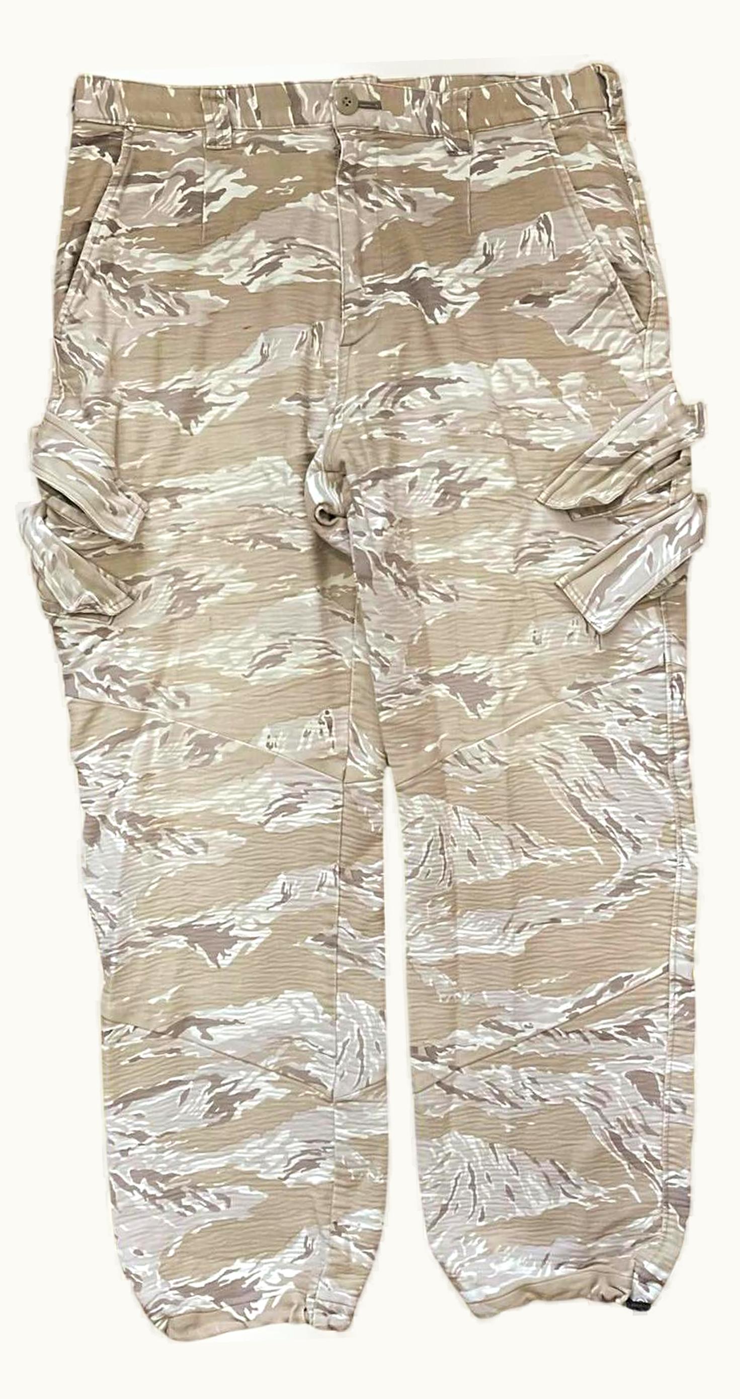 UNDERCOVER Undercover “d.a.v.f” Tiger Camo 6 Pockets Cargo Pants A/W 2001