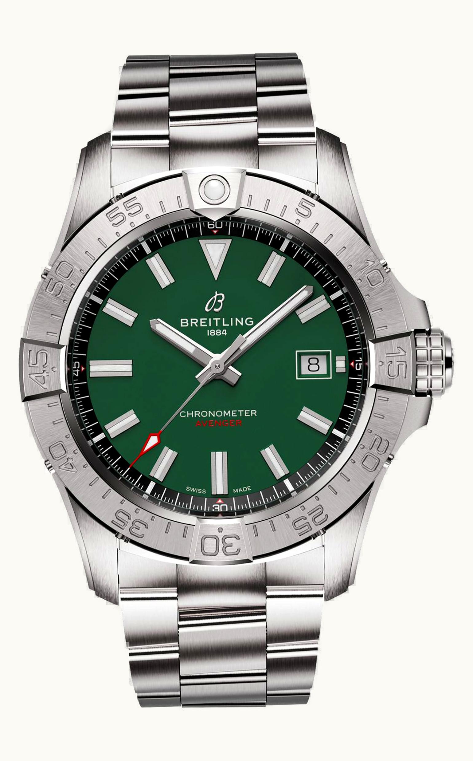 Breitling Avenger Automatic 42 Stainless Steel / Green / Bracelet