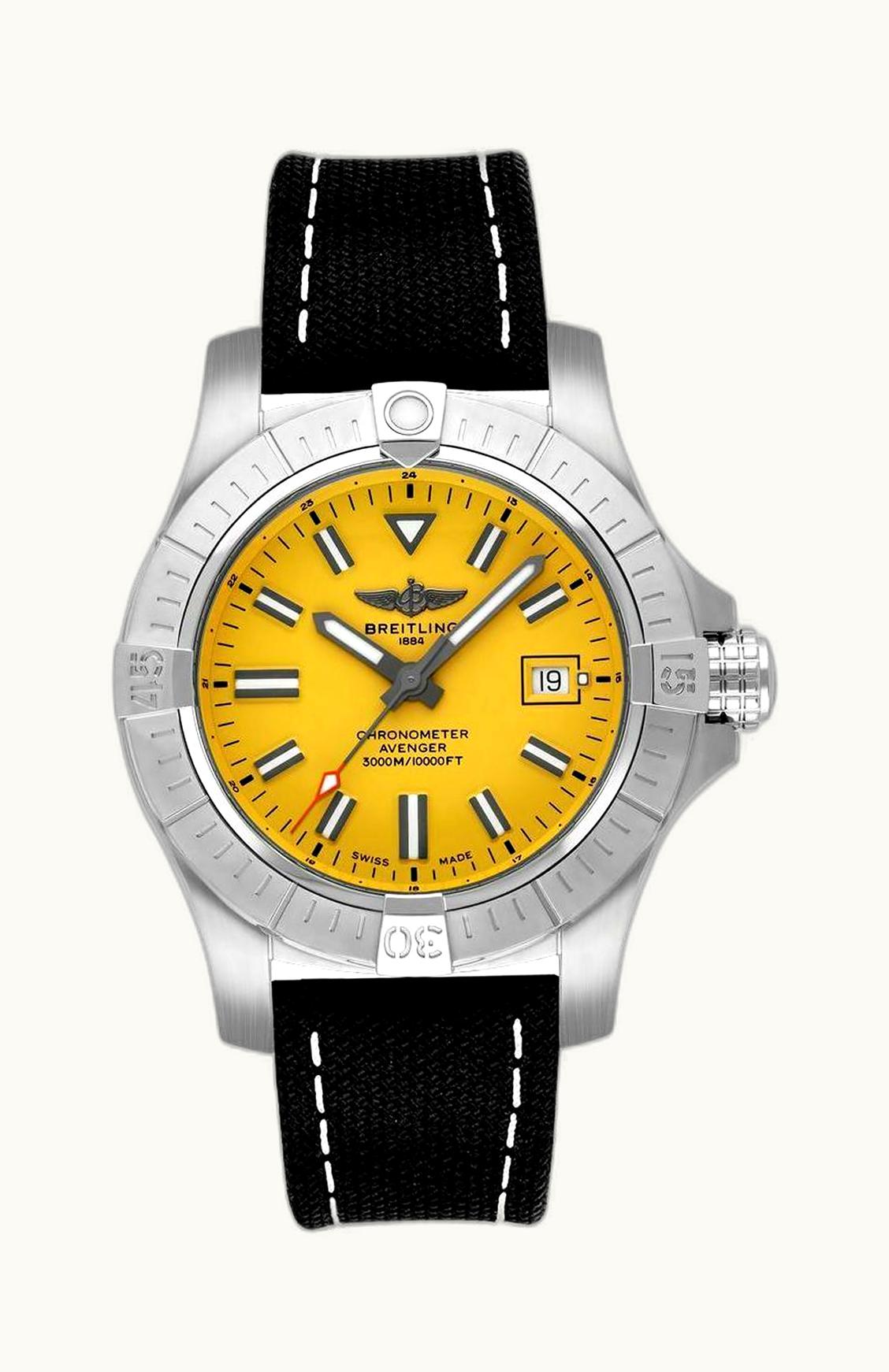 Breitling Avenger Automatic 45 Seawolf Stainless Steel / Black / Bracelet