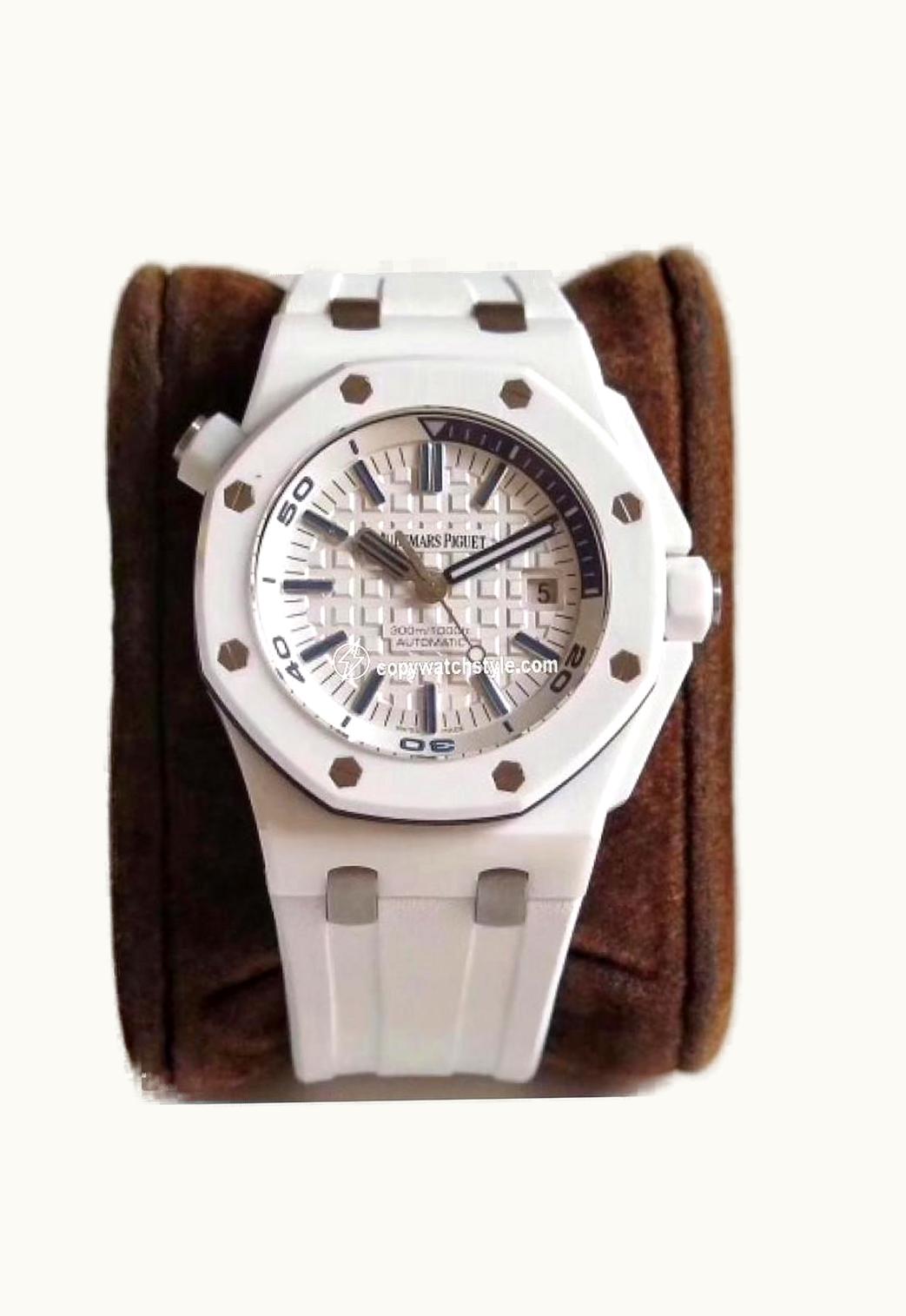 Breitling Galactic 32 Sleek Edition Stainless Steel / Rose Gold / Trophy Black Diamond / Sahara