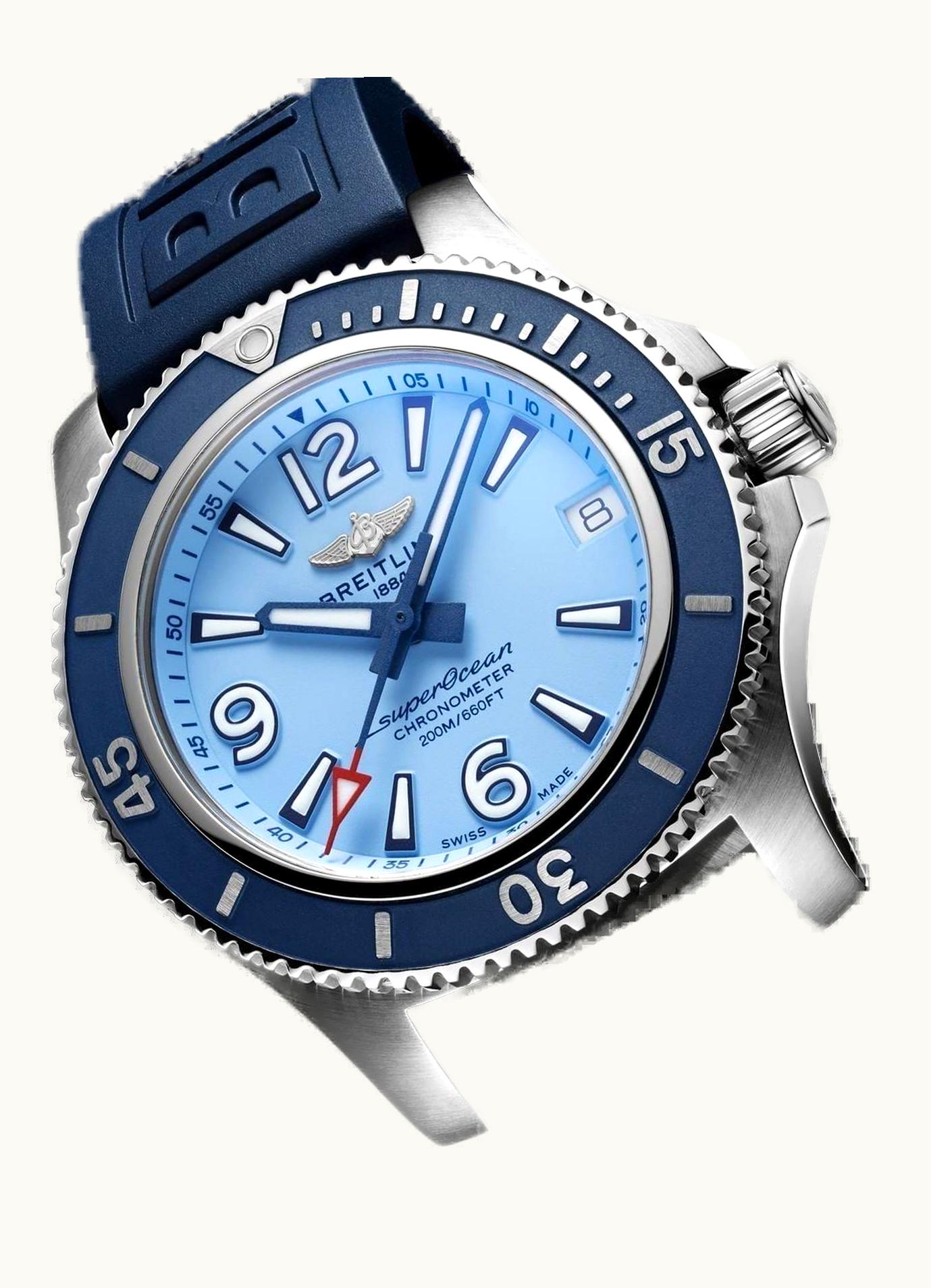 Breitling Superocean 36 Stainless Steel / Blue / Rubber / Pin