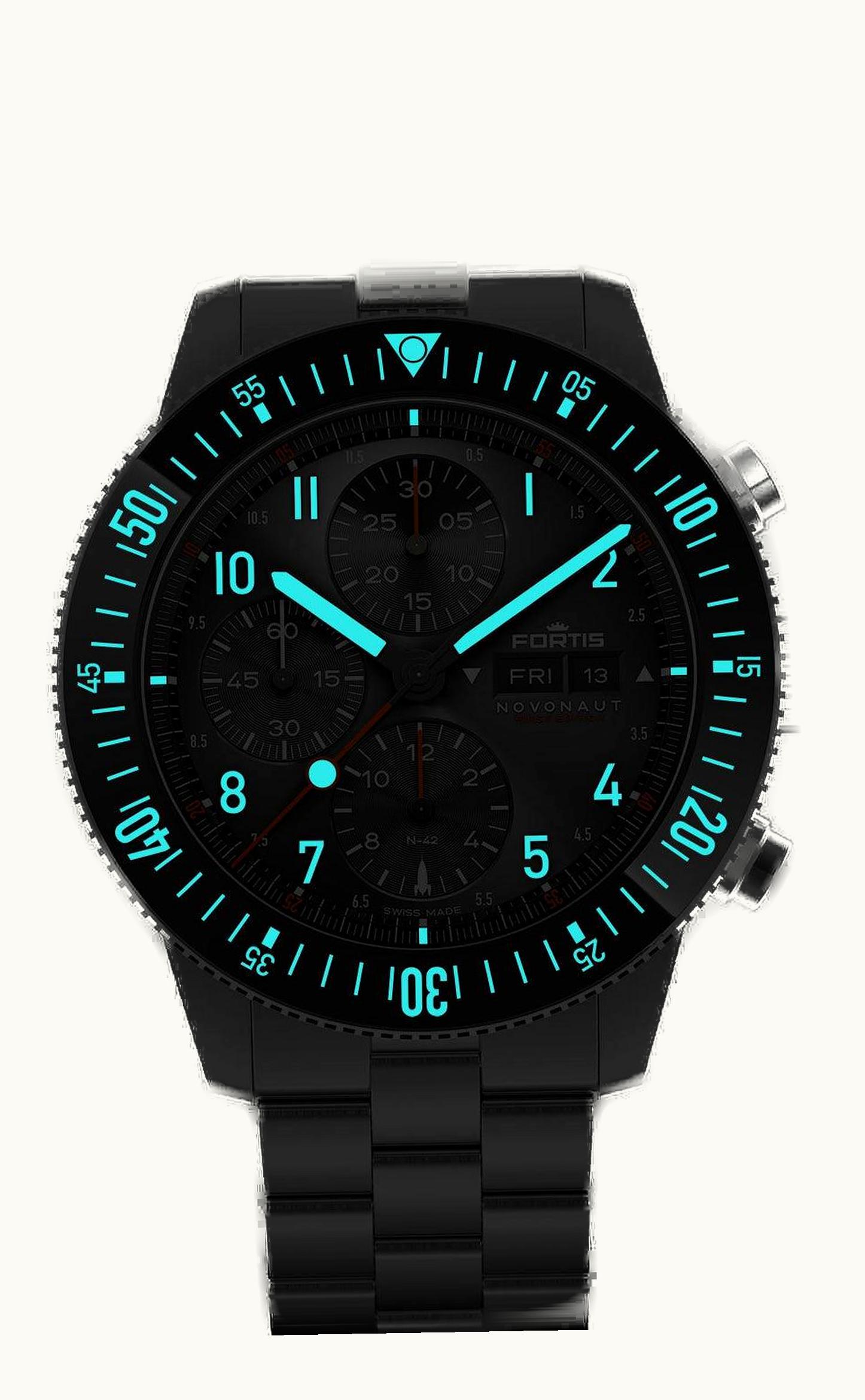 Fortis Novonaut N-42 First Edition / Block Bracelet