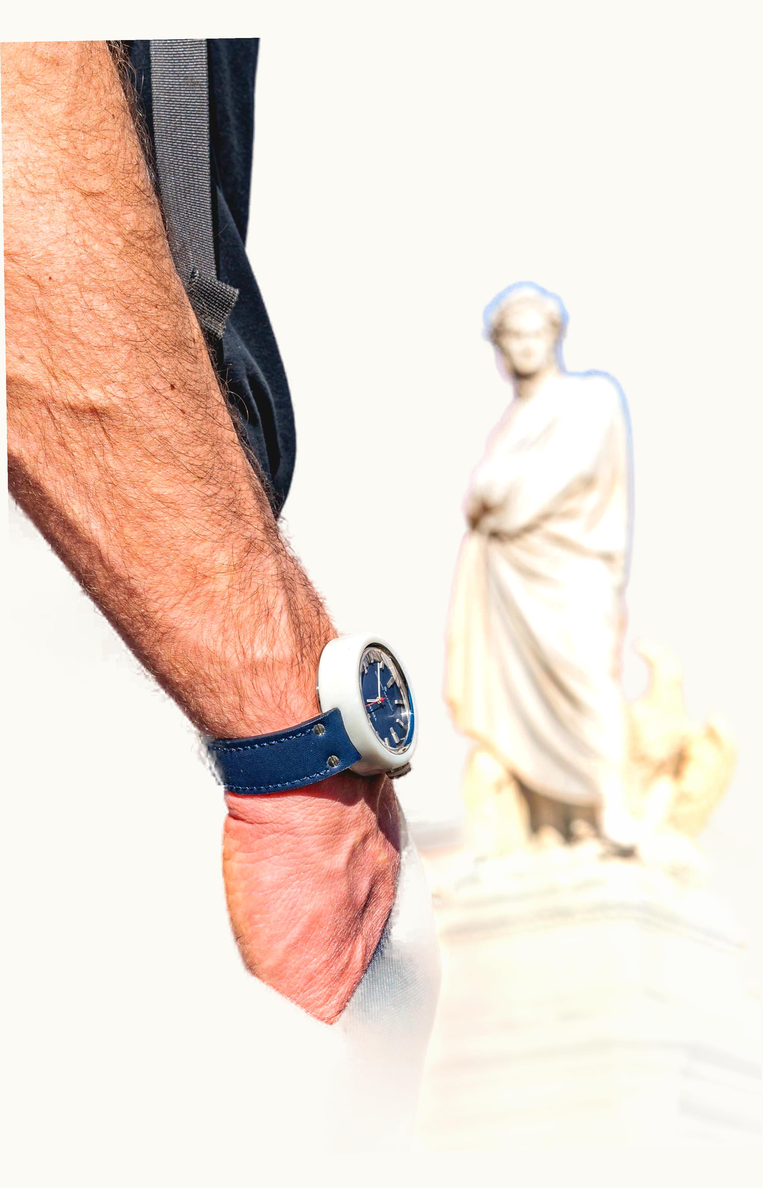 Giuliano Mazzuoli Carrara Marble / Blue