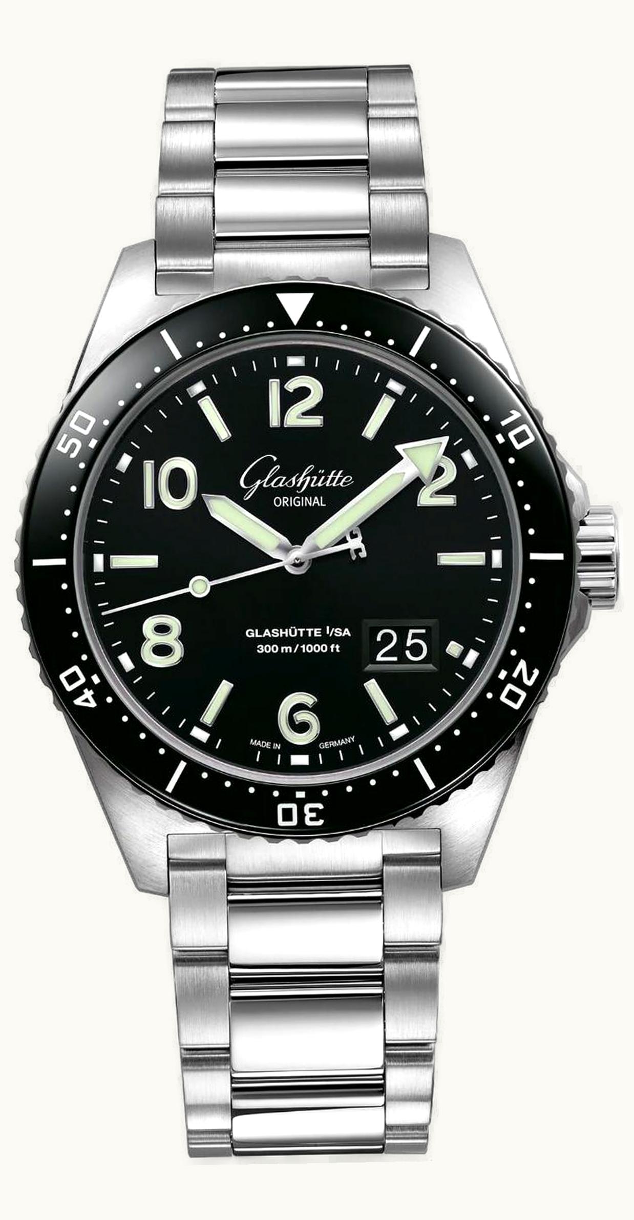 Glashütte Original SeaQ Panorama Date Stainless Steel / Black / Bracelet