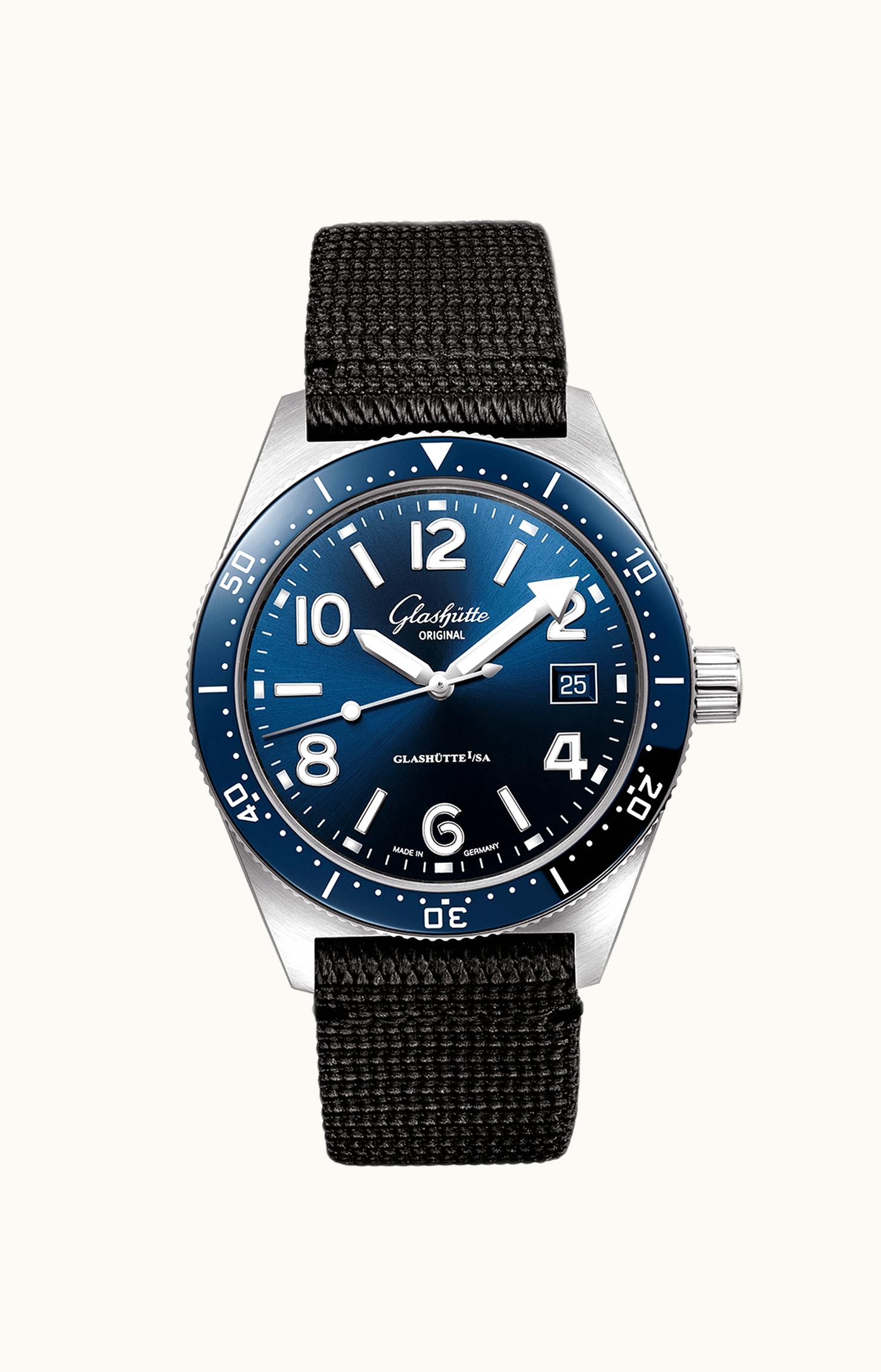 Glashütte Original SeaQ Date Stainless Steel / Blue / Rubber / Folding