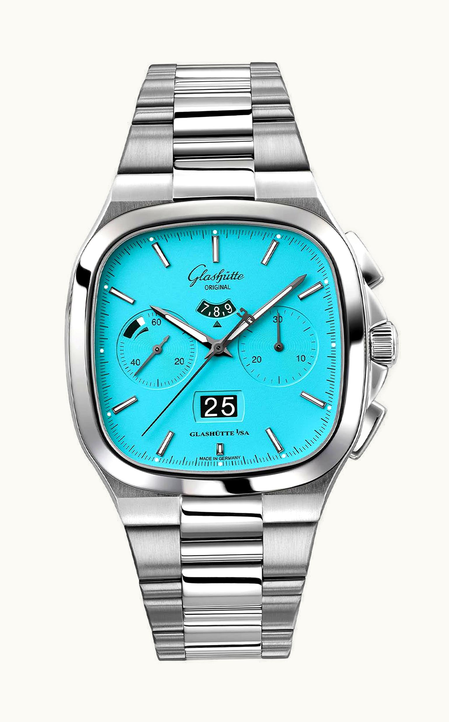 Glashütte Original Seventies Chronograph Panorama Date Disco Blue / Bracelet