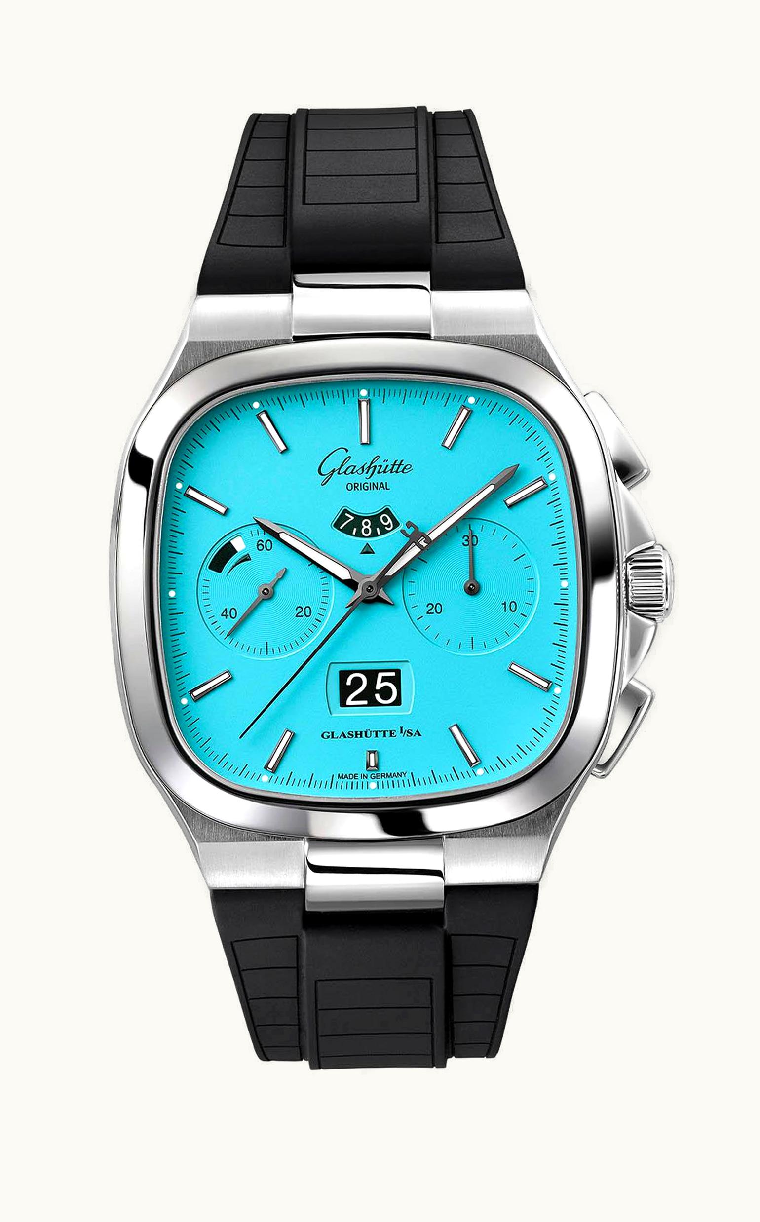 Glashütte Original Seventies Chronograph Panorama Date Disco Blue / Rubber / Folding