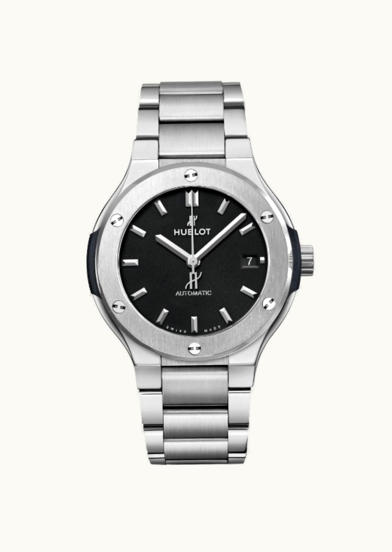 Hublot Classic Fusion 38 Titanium / Black / Bracelet