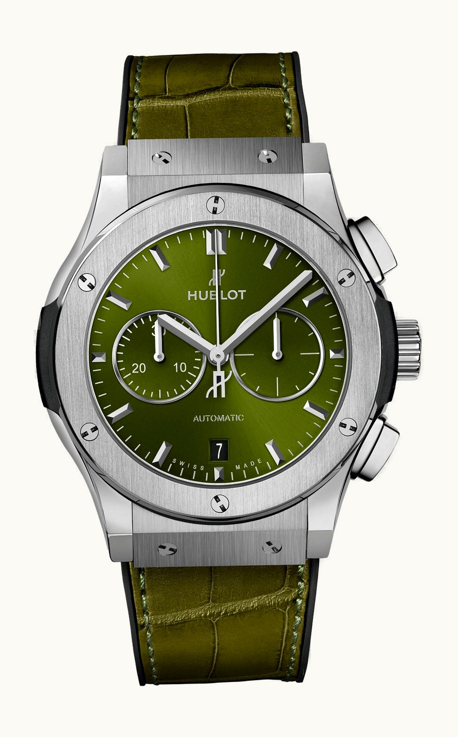 Hublot Classic Fusion 42 Chronograph Titanium / Green / Alligator