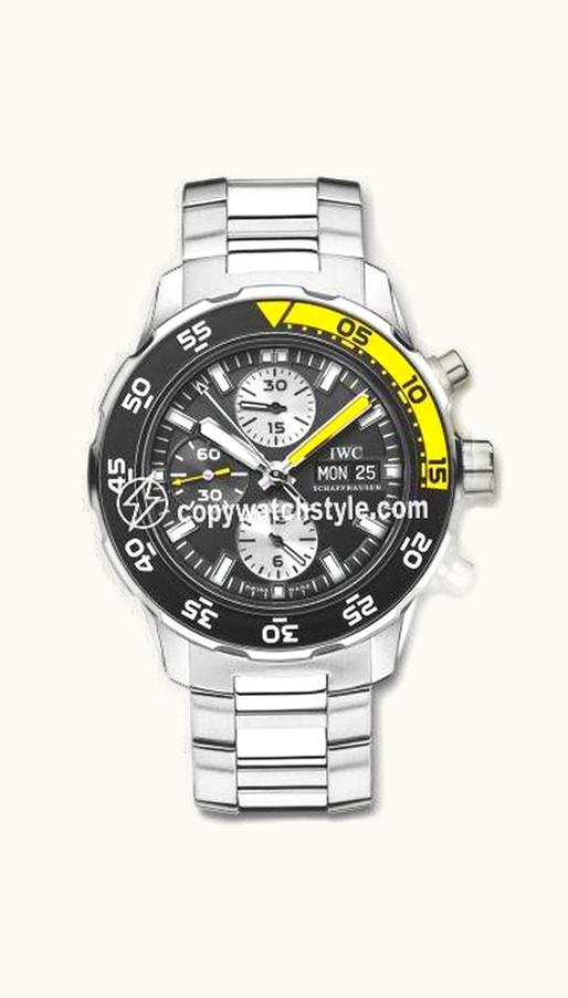 IWC Aquatimer Chronograph Stainless Steel / Black / Bracelet