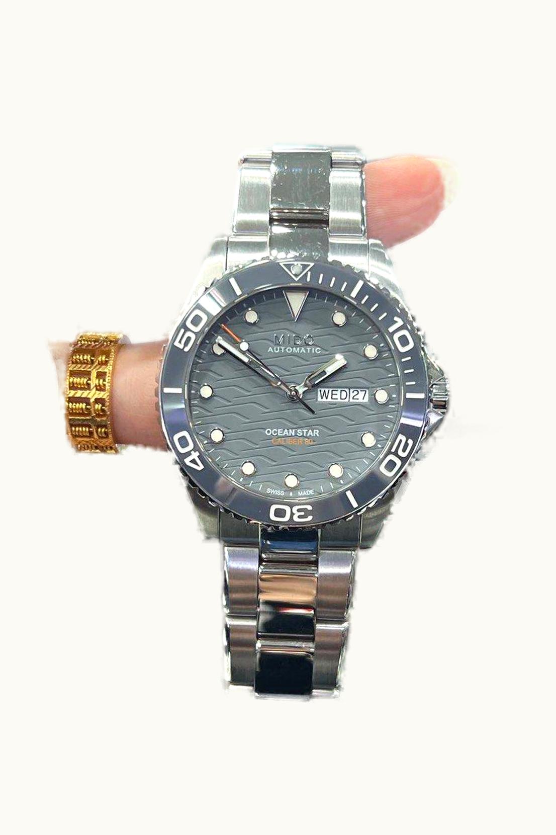 Mido Commander Chronometer Stainless Steel -Yellow Gold / Silver / Bracelet