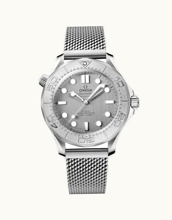 Omega Seamaster Diver 300M No-Date Master Co-Axial 42 Stainless Steel - Titanium / Grey / Bracelet
