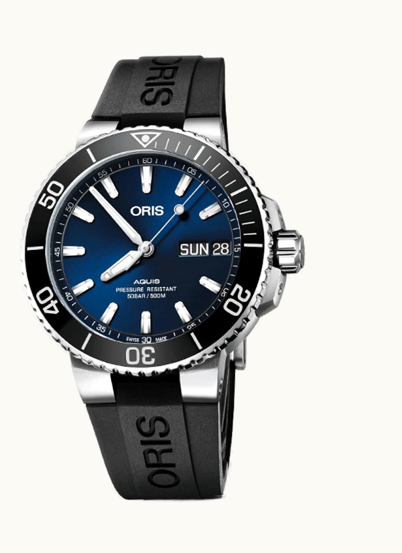 Oris Aquis Big Day Date 45.5mm Stainless Steel / Blue / Rubber