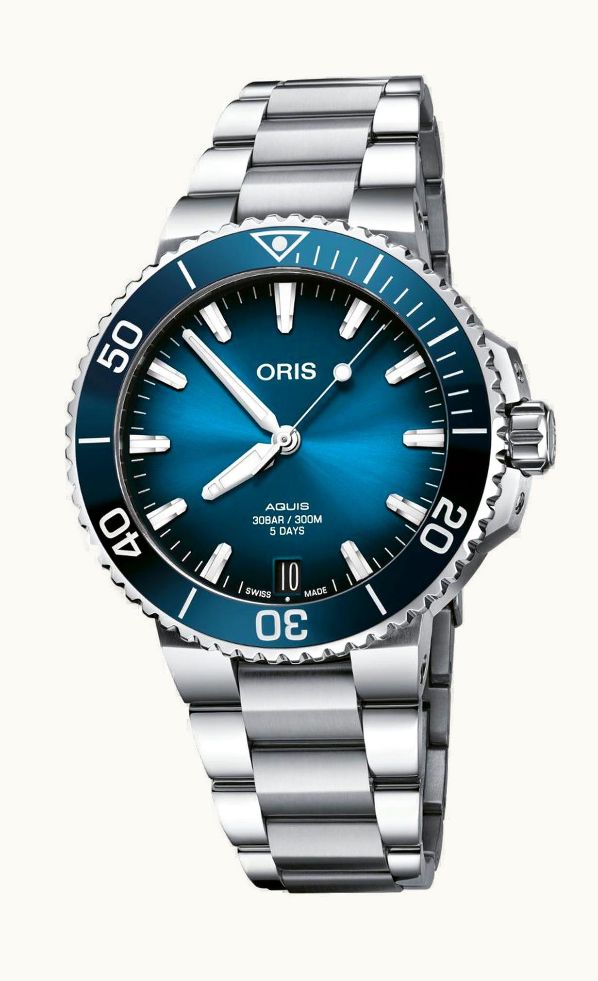 Oris Aquis Date Calibre 400 41.5 Stainless Steel / Blue / Bracelet