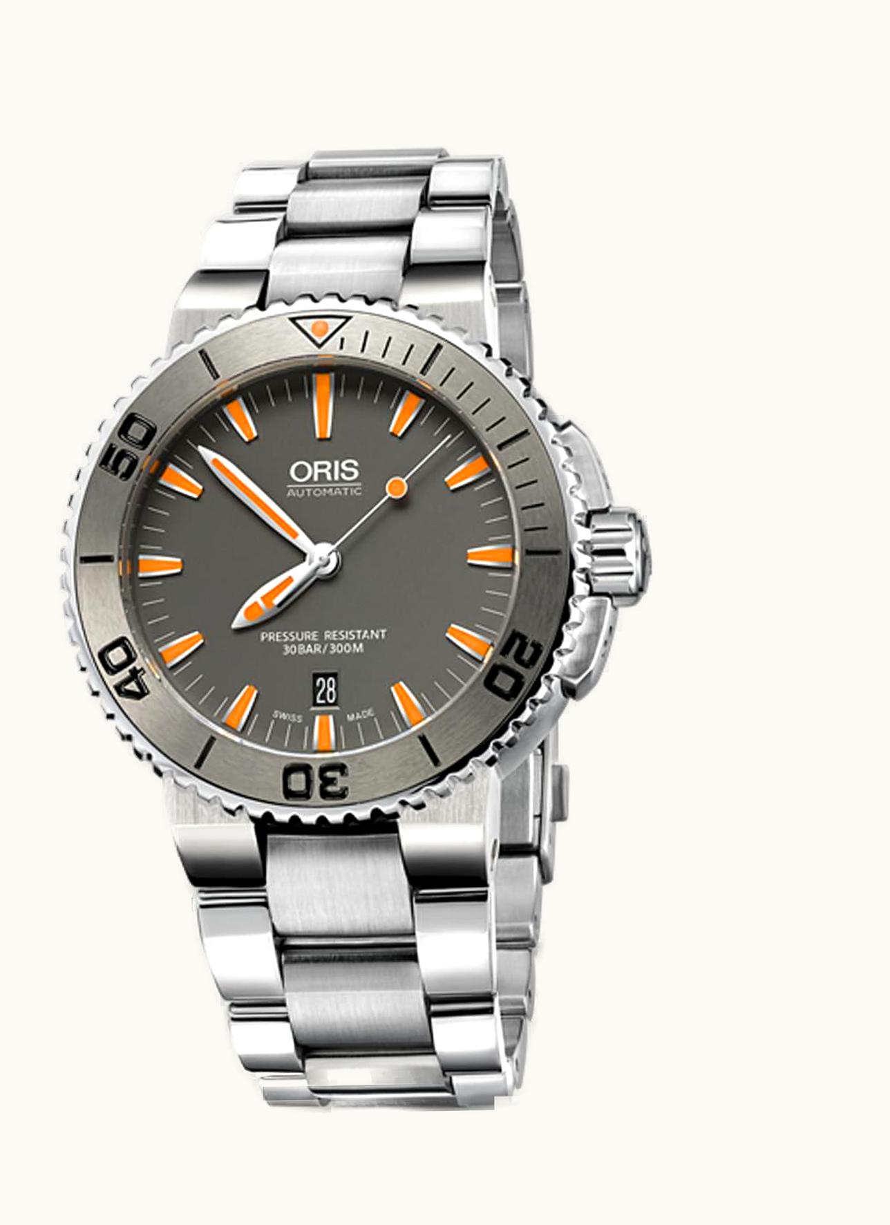 Oris Aquis Date 43 Stainless Steel / Grey / Bracelet