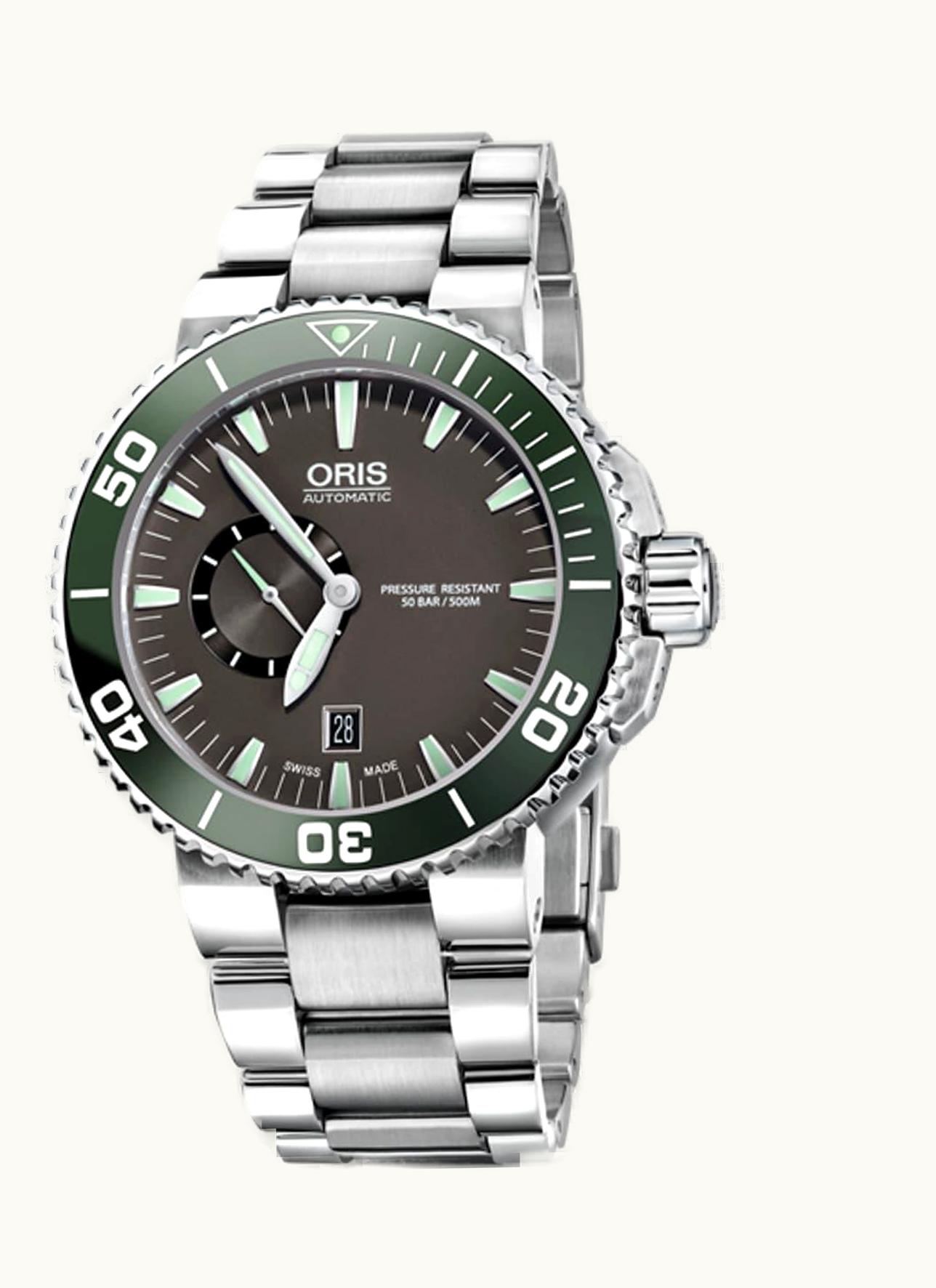 Oris Aquis Small Seconds Date 46 Stainless Steel / Grey / Bracelet