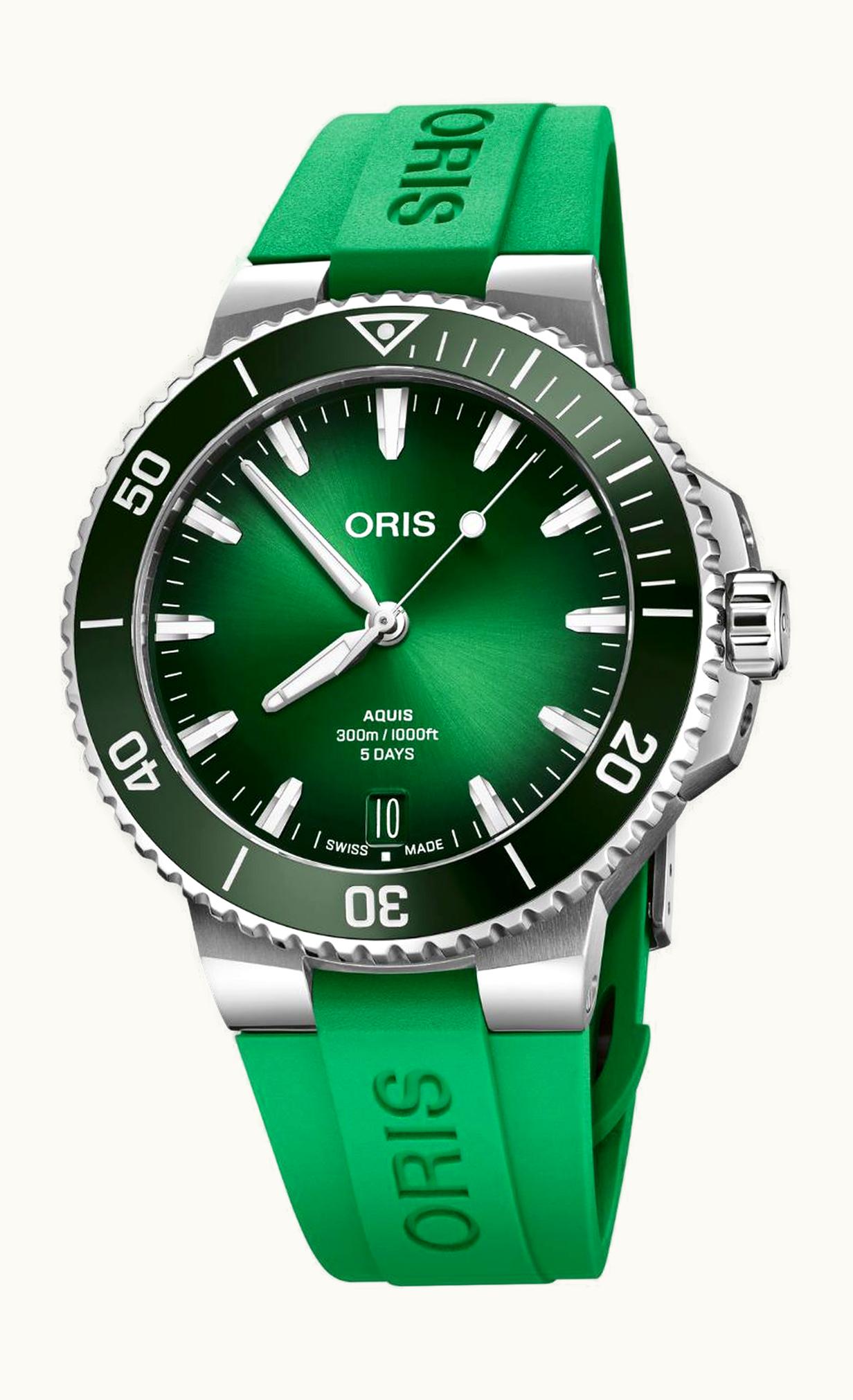 Oris Aquis Date Calibre 400 43.5 Stainless Steel / Green / Rubber