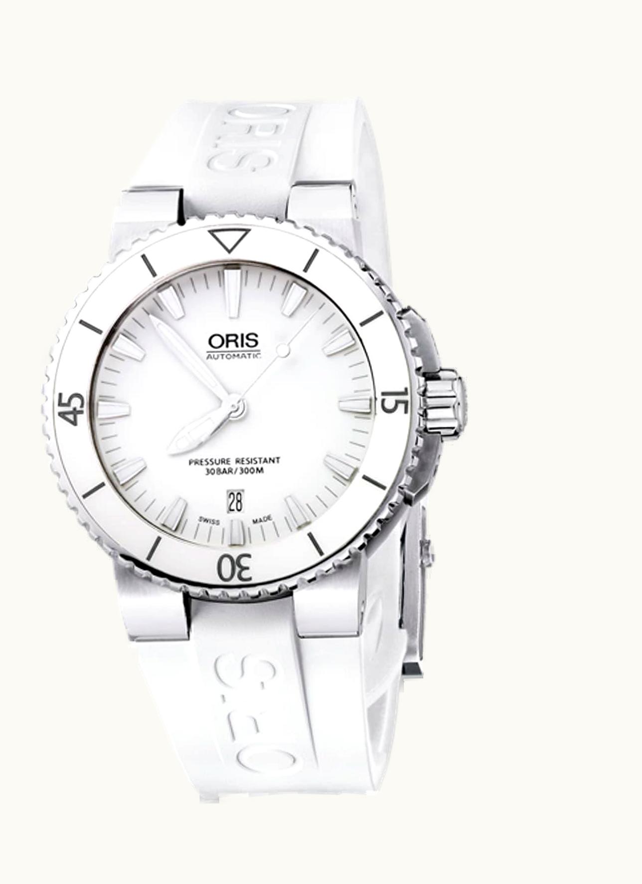 Oris Aquis Date 43 Stainless Steel / White / Rubber