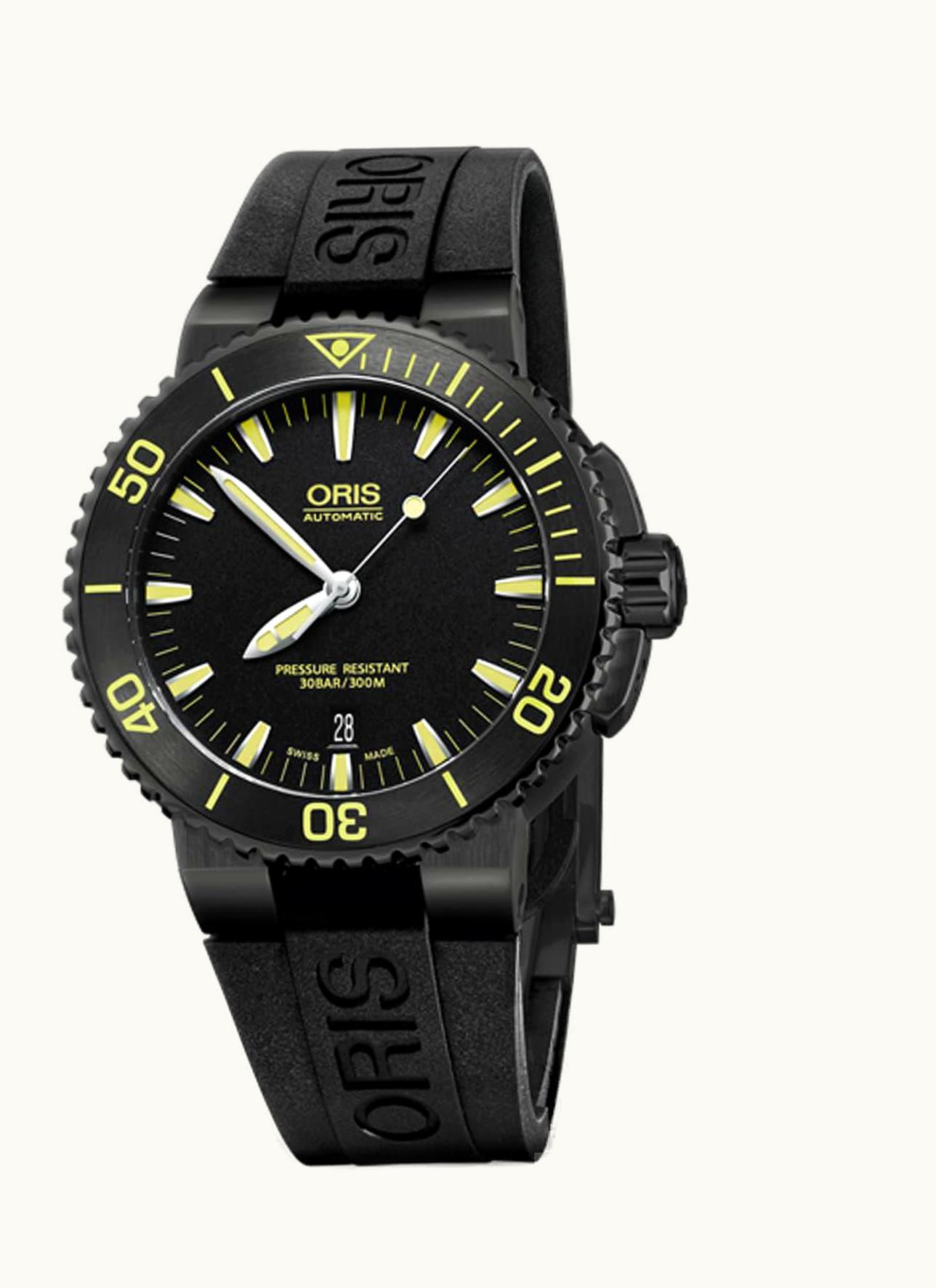 Oris Aquis Date 43 DLC / Black / Rubber
