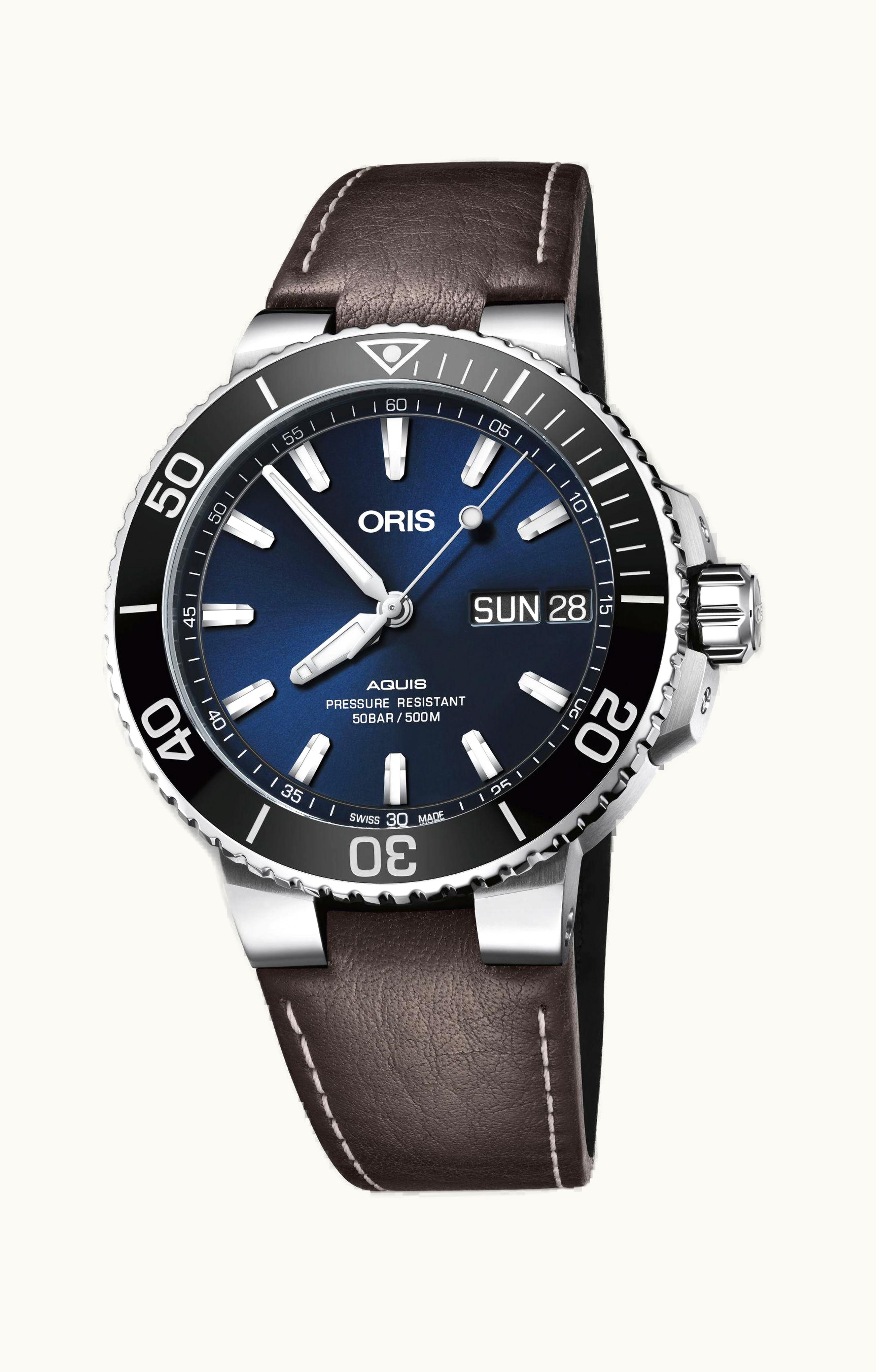 Oris Aquis Big Day Date 45.5 Stainless Steel / Blue / Calf