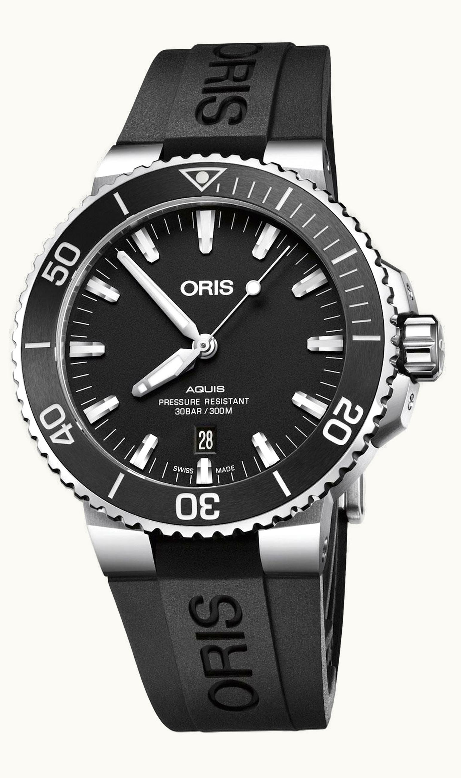 Oris Aquis Date 43.5 Stainless Steel / Matte Black / Rubber
