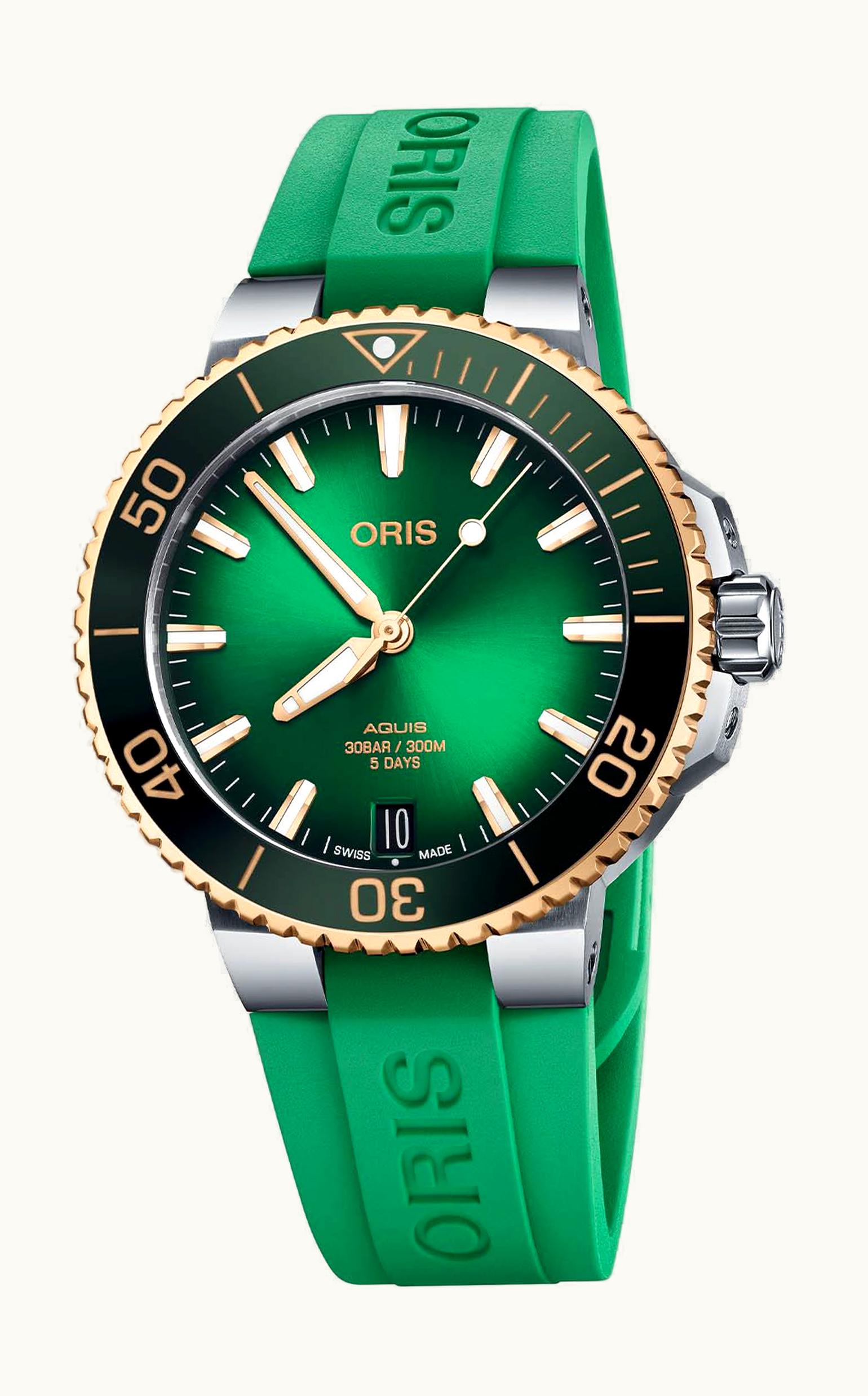 Oris Aquis Date Calibre 400 41.5 Staineless Steel - Yellow Gold / Green / Rubber