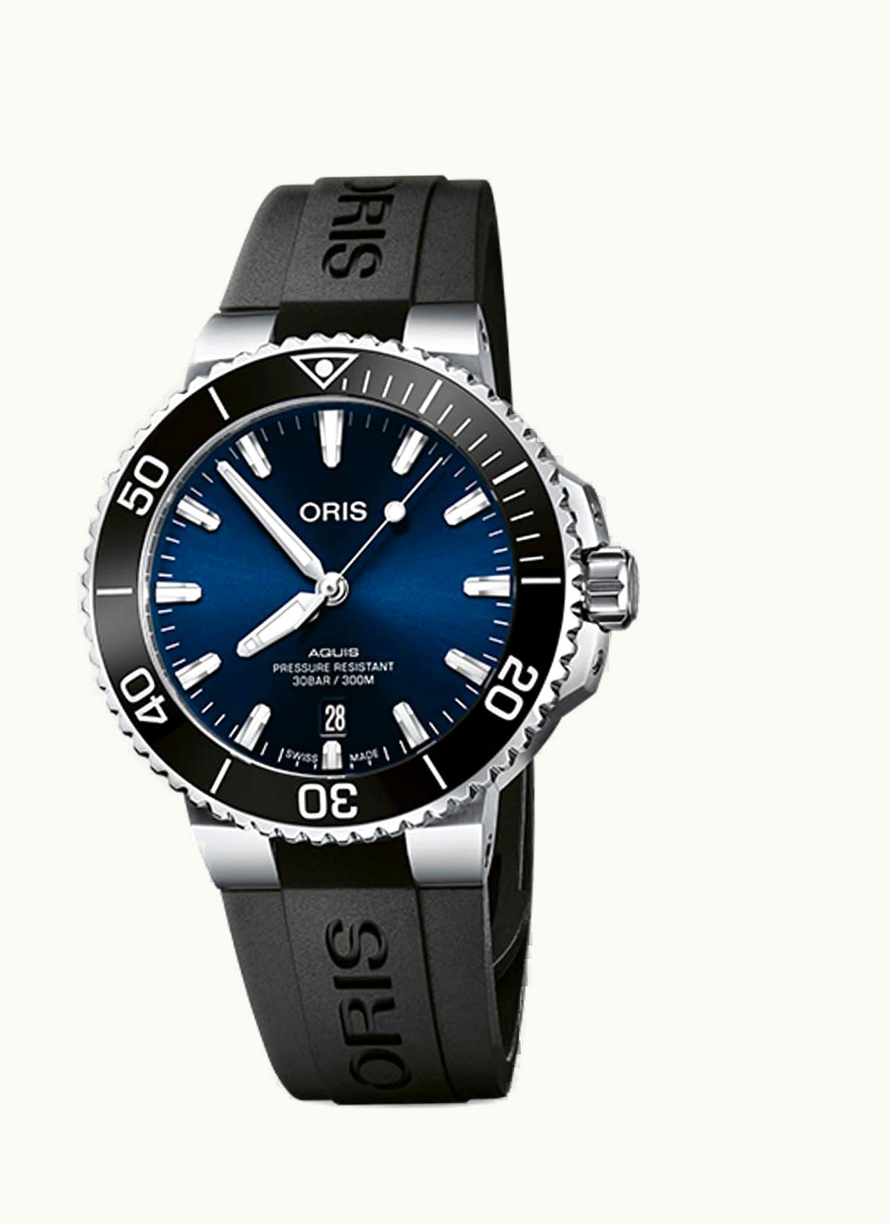Oris Aquis Date 41.5 Stainless Steel / Blue / Rubber