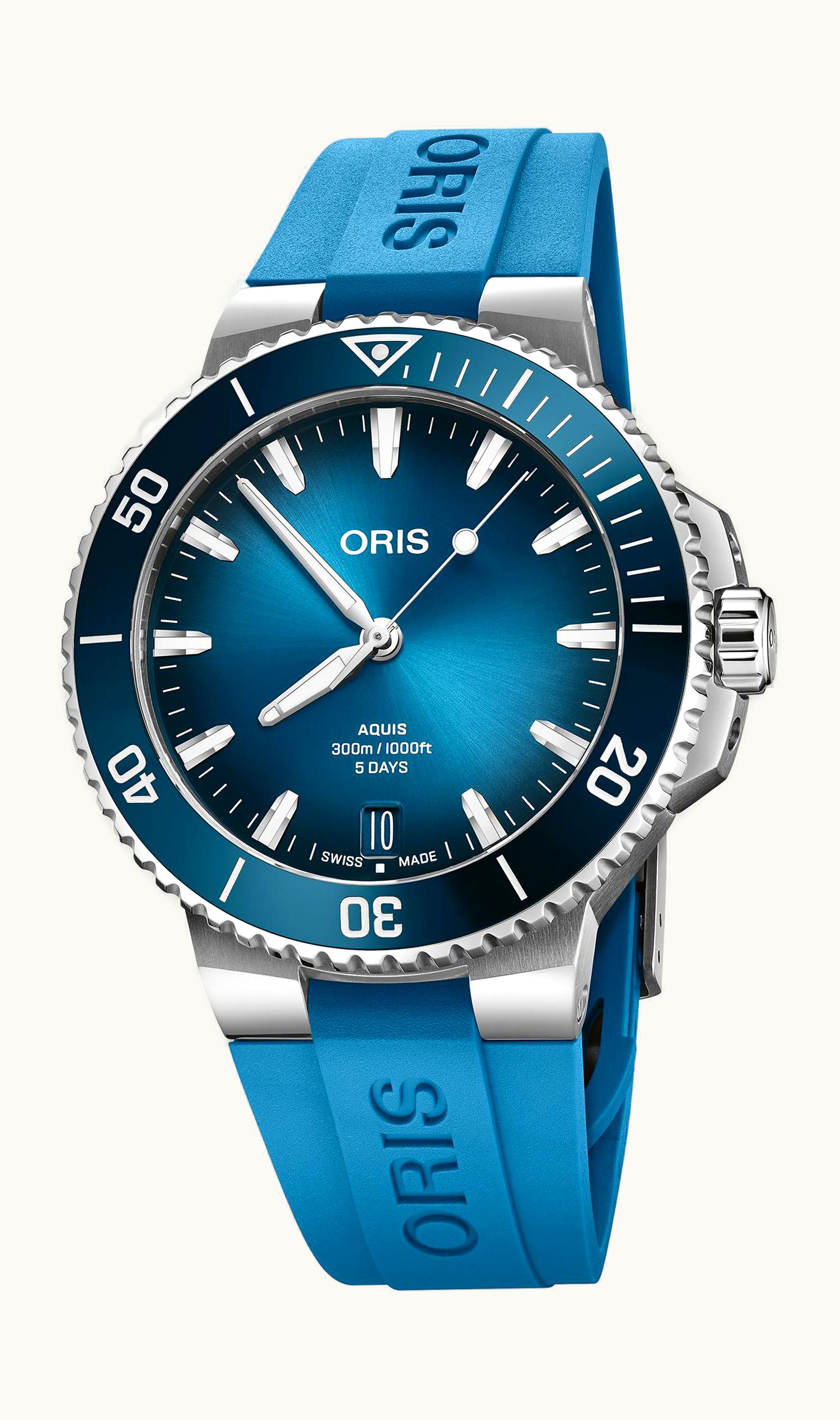 Oris Aquis Date 43 Stainless Steel / Blue / Rubber