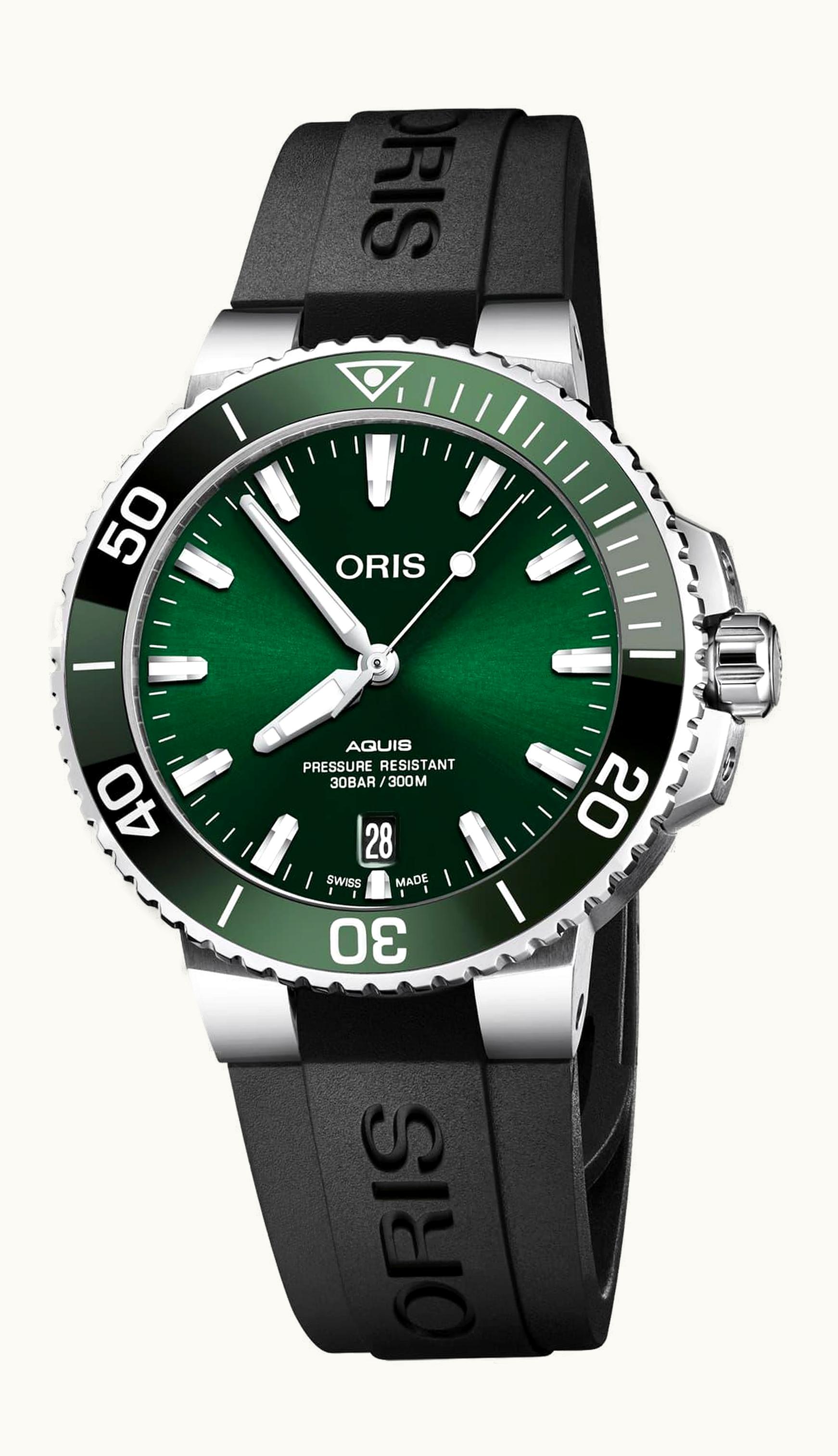Oris Aquis Date 39.5 Stainless Steel / Green / Rubber