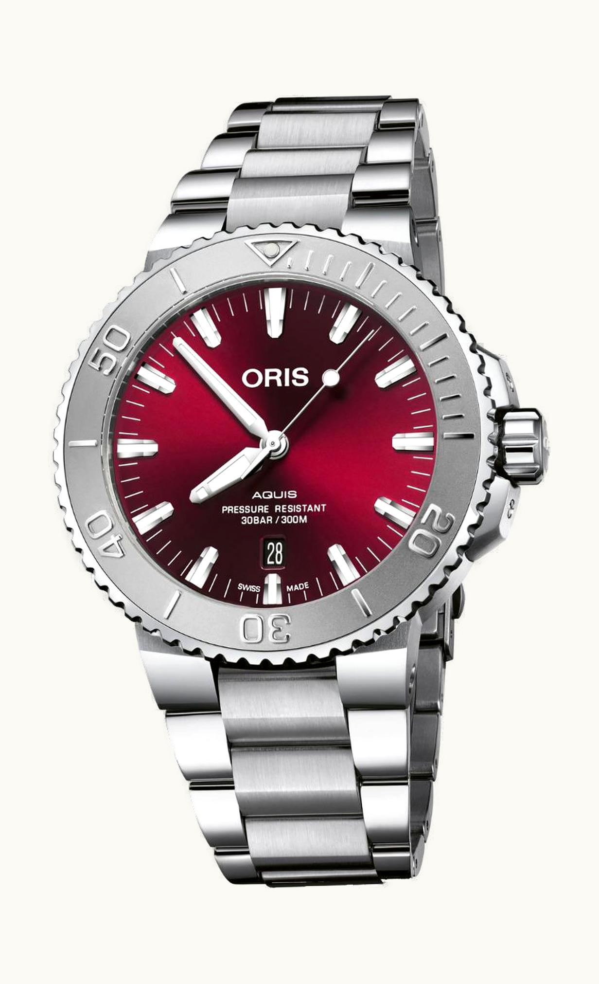 Oris Aquis Date 43.5 Relief Stainless Steel / Cherry / Bracelet