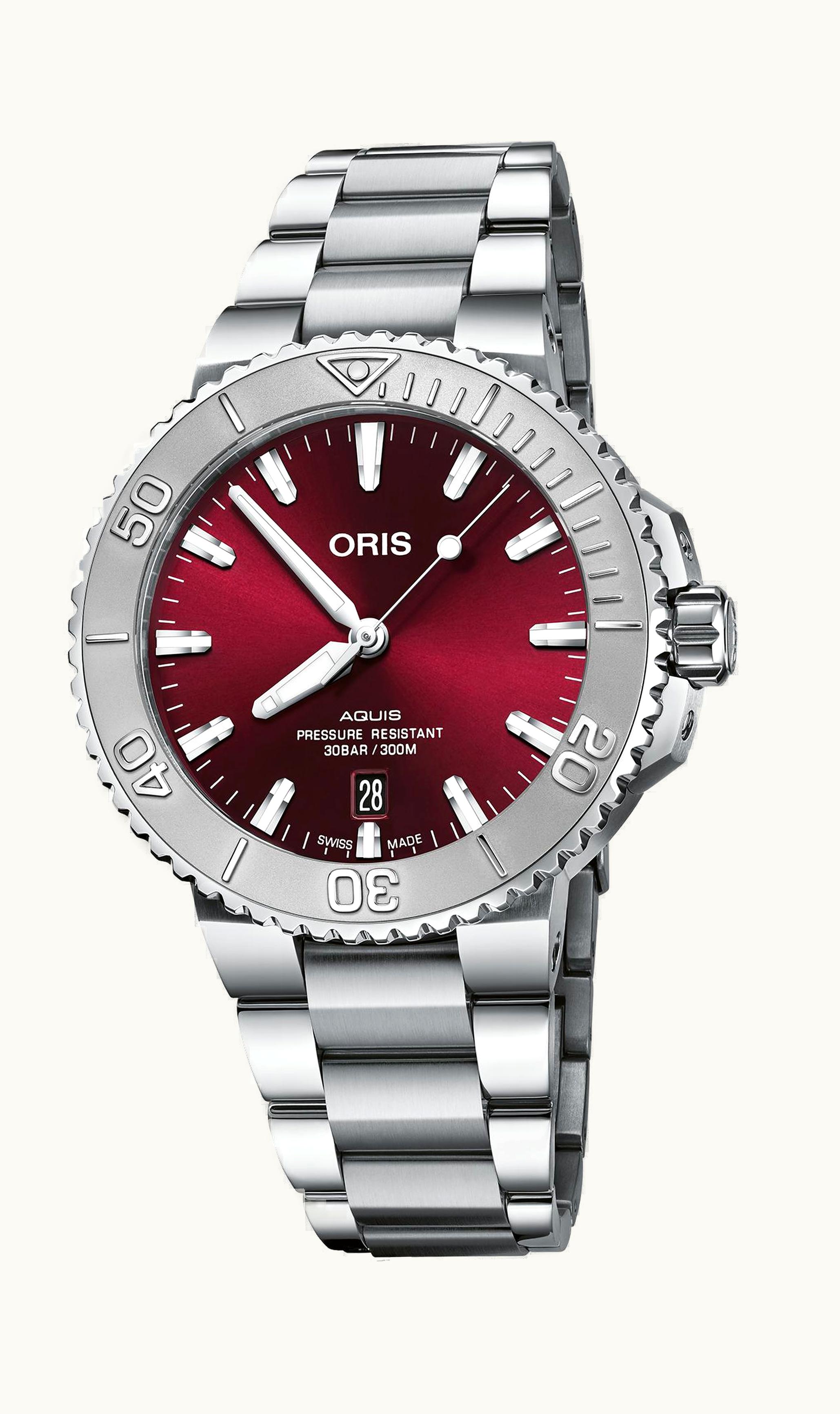 Oris Aquis Date 41.5 Relief Stainless Steel / Cherry / Bracelet