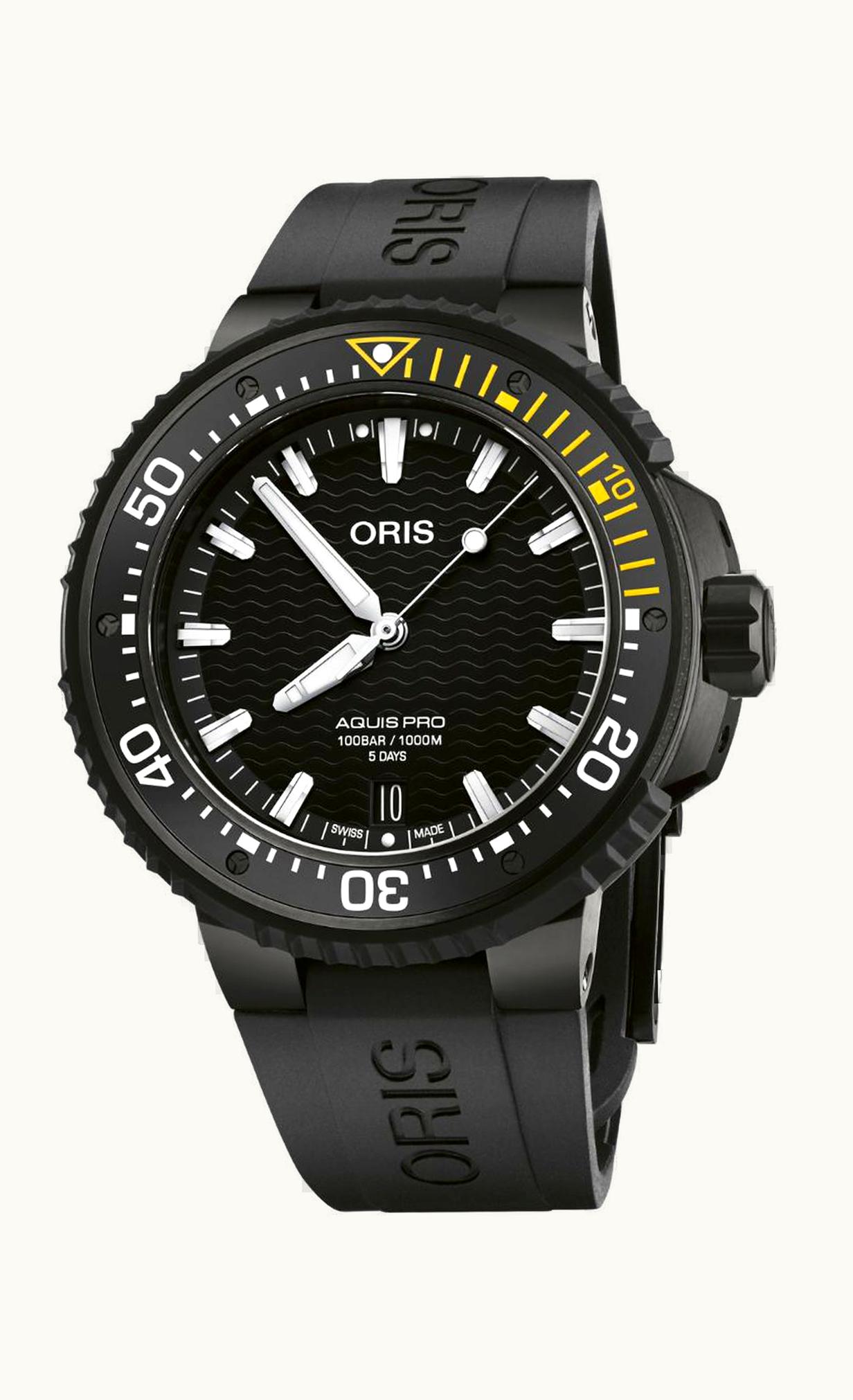 Oris AquisPro Date Calibre 400 Titanium - DLC / Black / Rubber