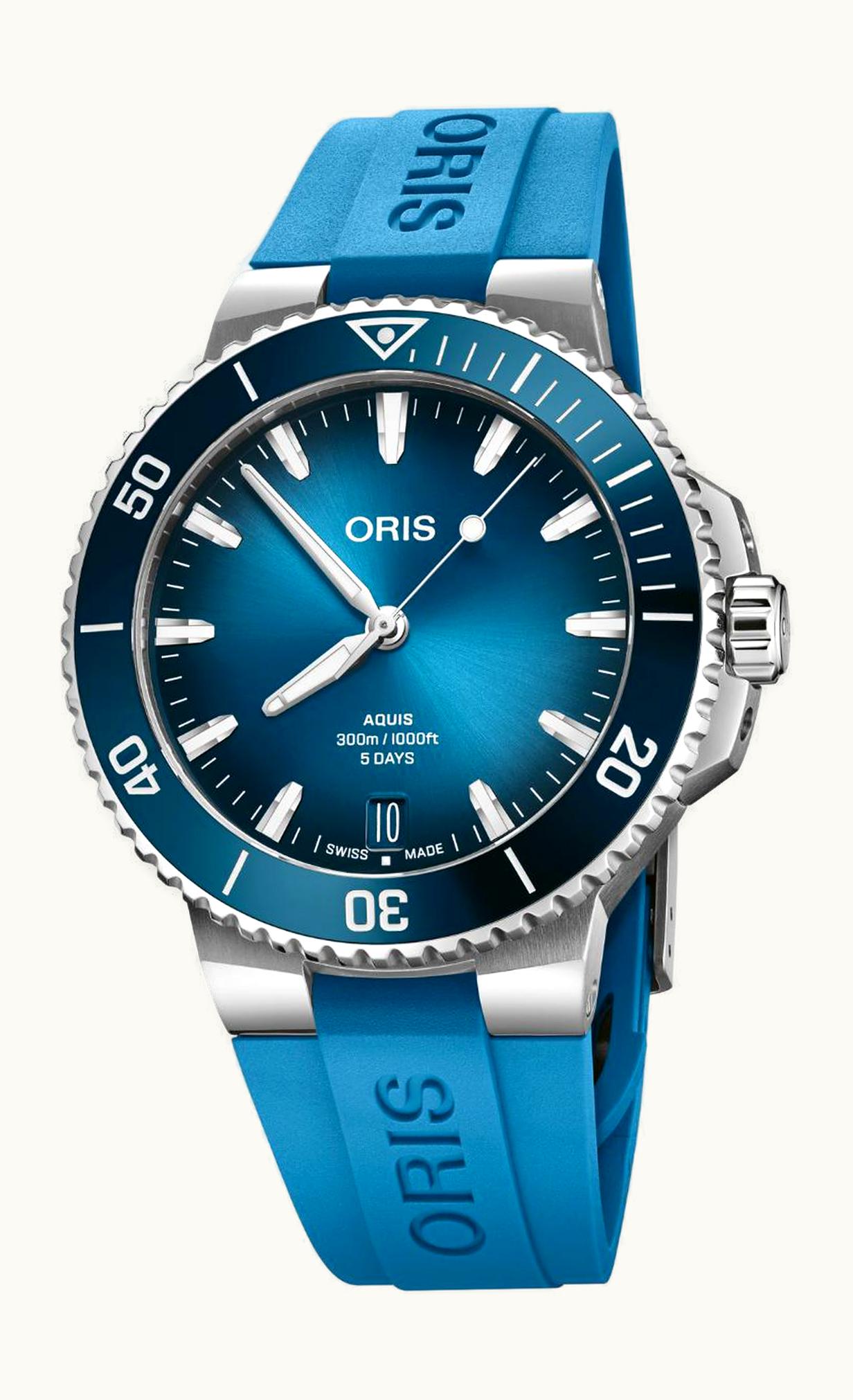 Oris Aquis Date Calibre 400 43.5 Stainless Steel / Blue / Rubber