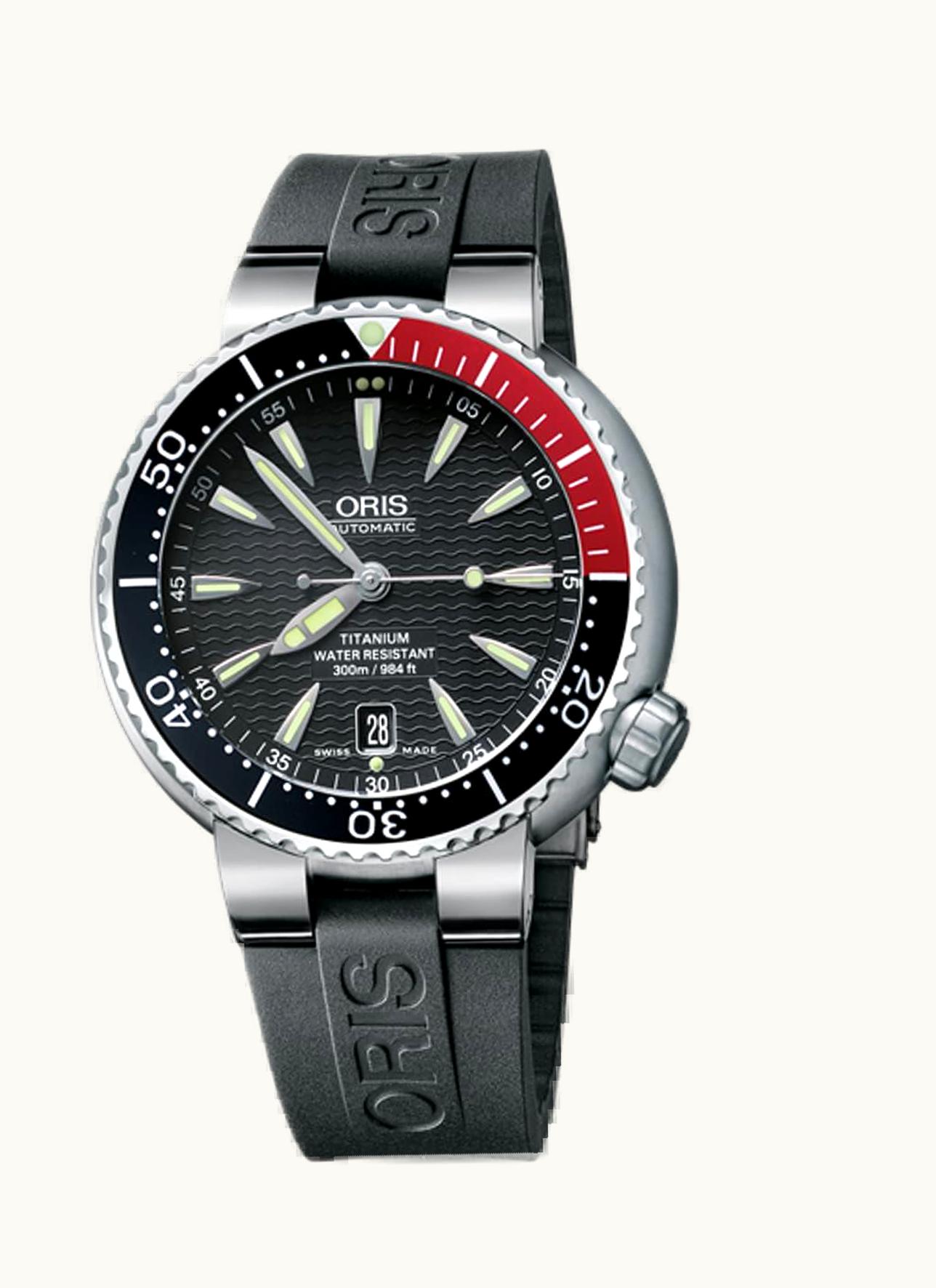 Oris Divers Date Titanium / Black / Rubber