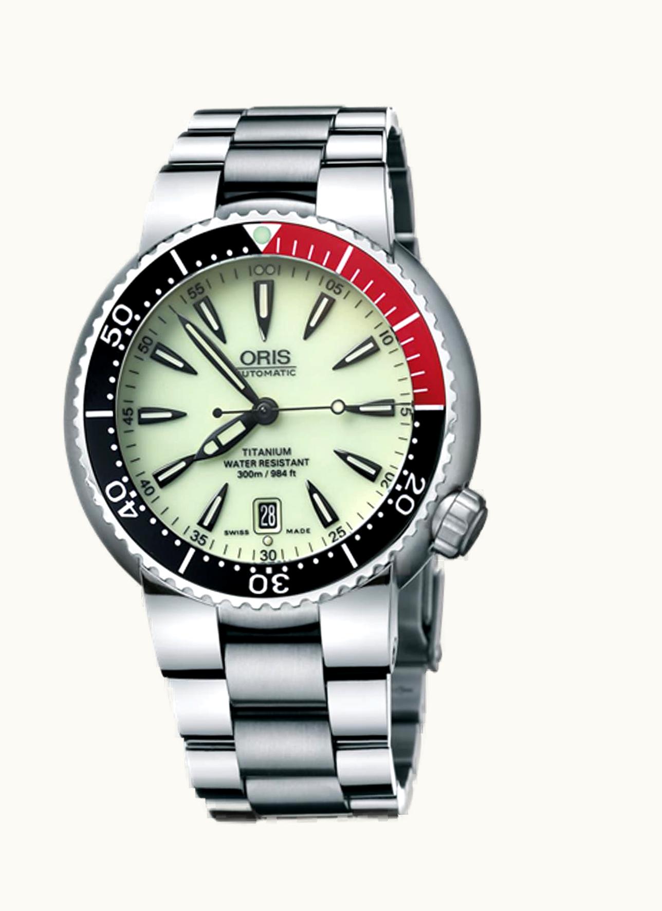Oris Divers Date Titanium / Lume / Bracelet