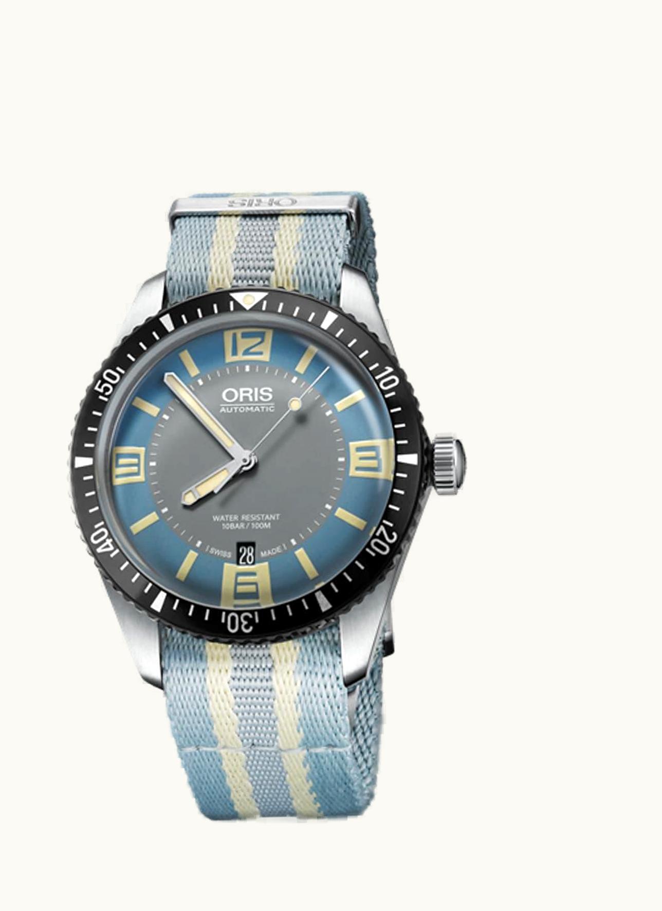 Oris Divers Sixty-Five 40 Stainless Steel / Deauville Blue / NATO