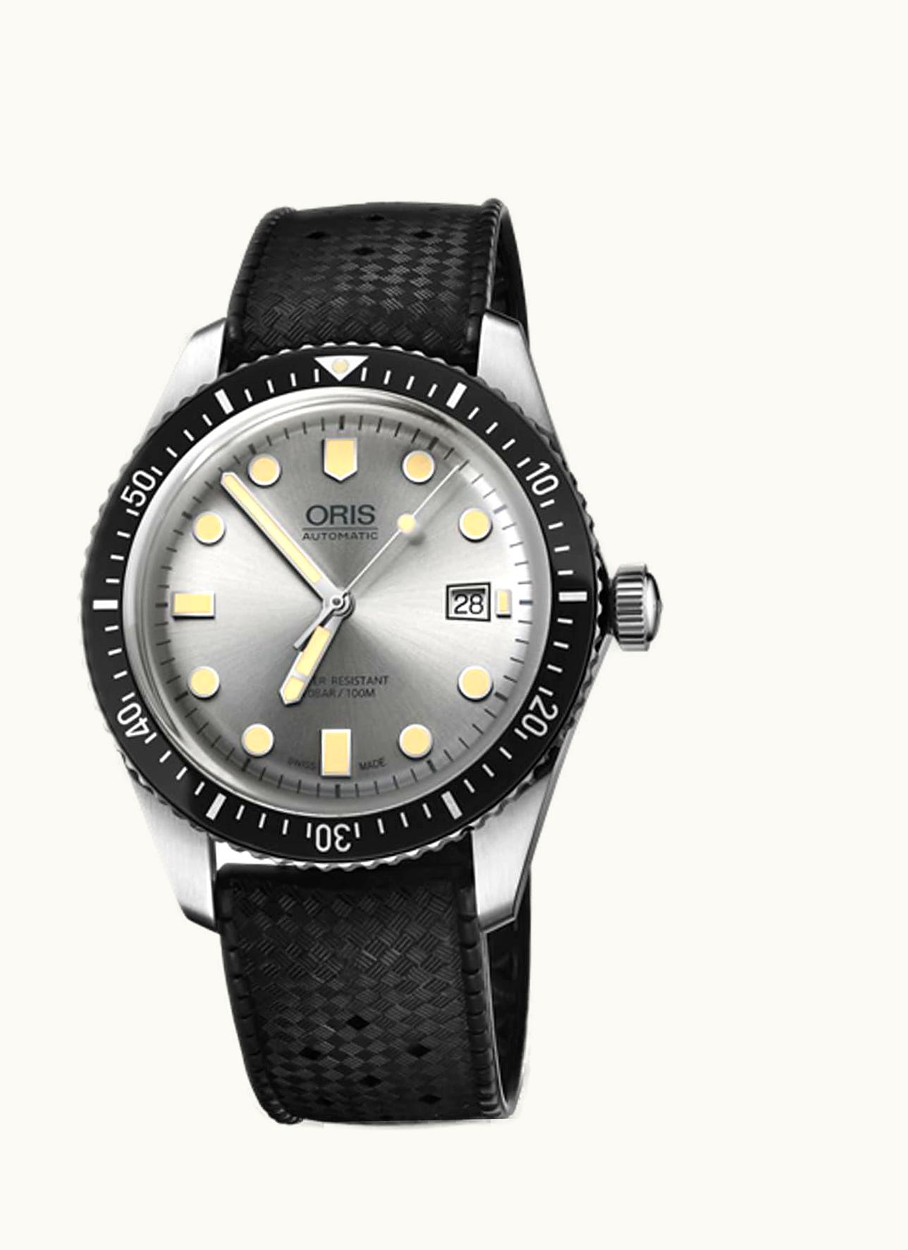 Oris Divers Sixty-Five 42 Stainless Steel / Silver / Calf
