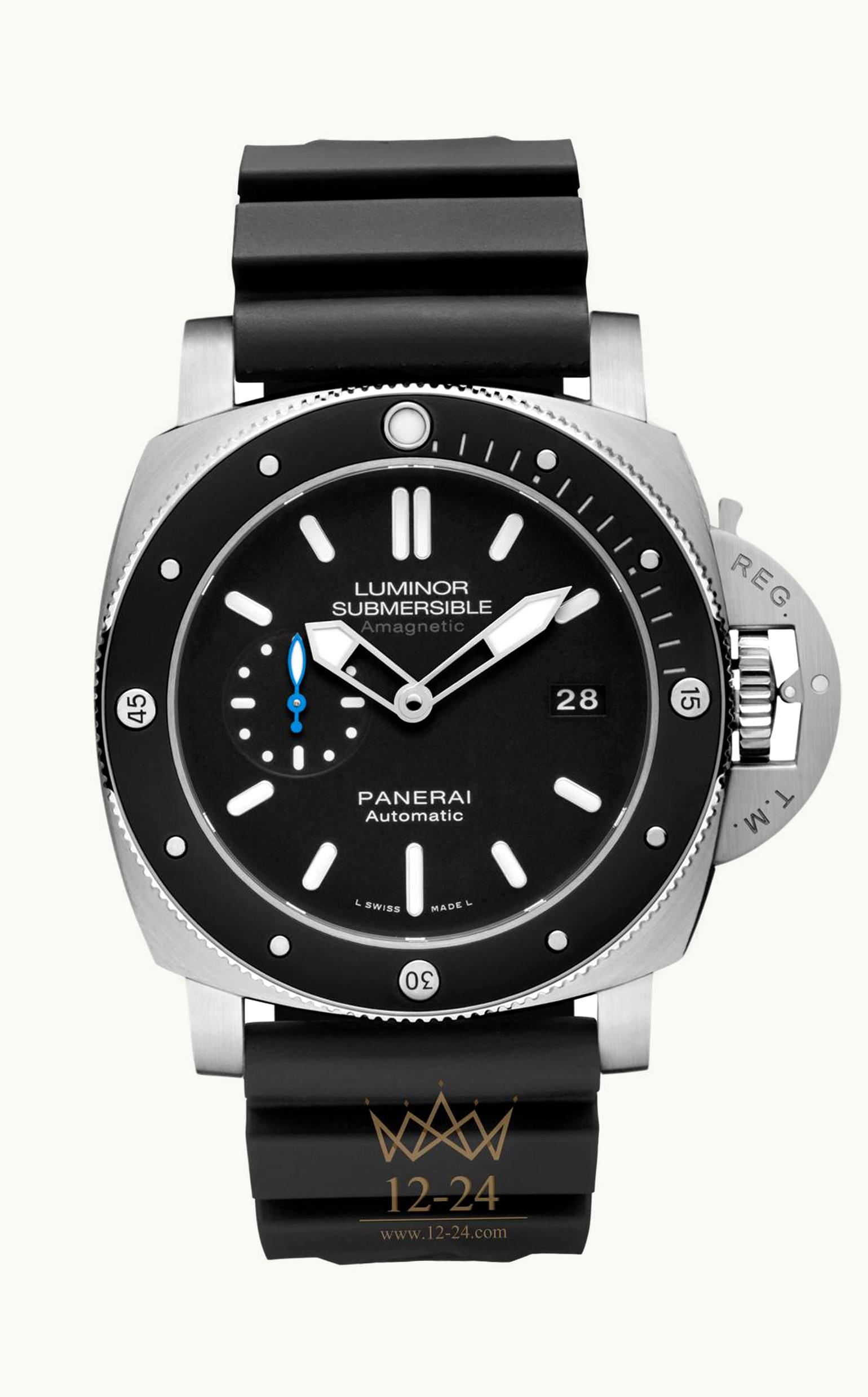 Panerai Luminor Submersible 47 Amagnetic 3 Days Automatic Titanium / Black