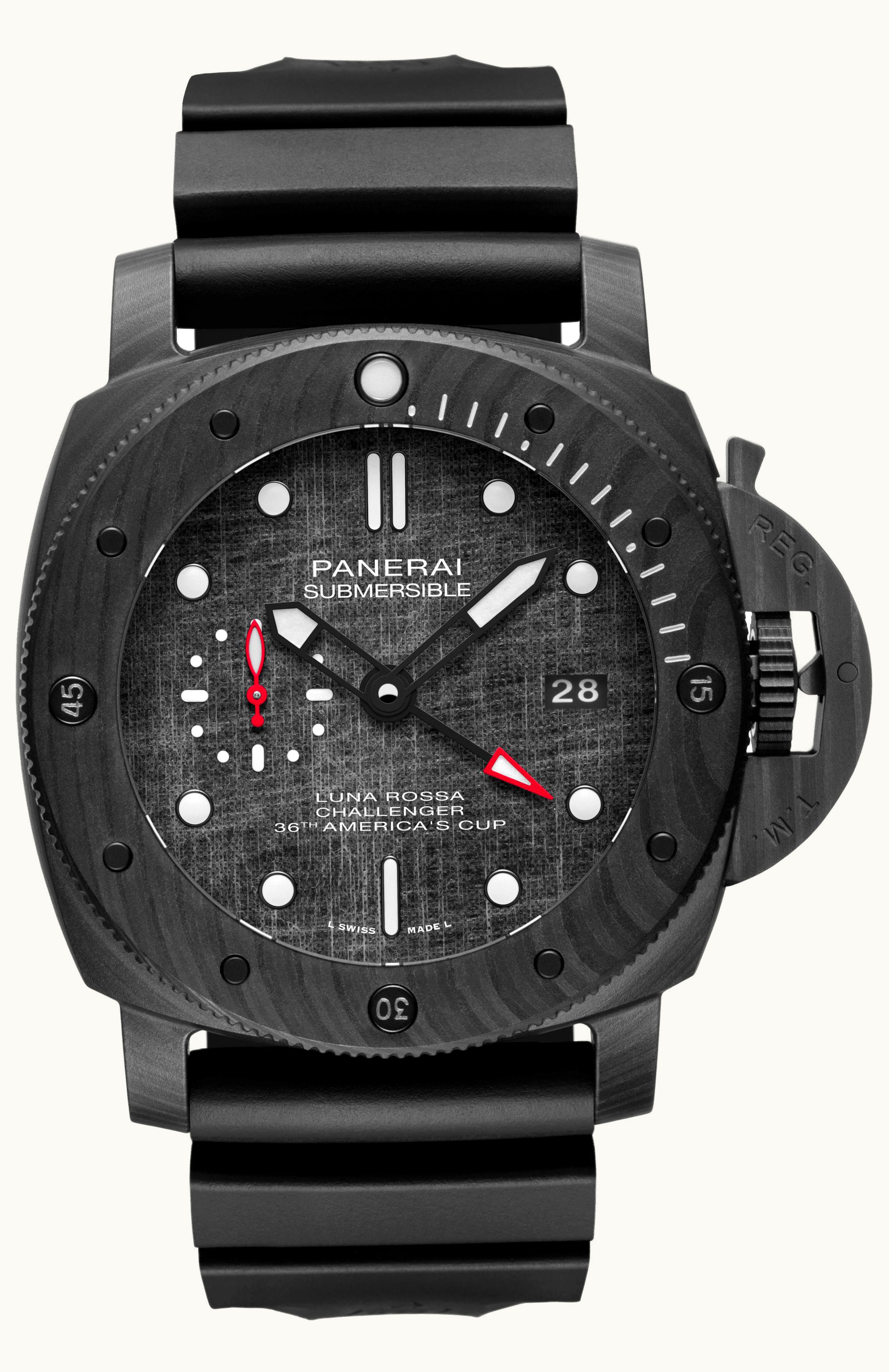Panerai Luminor Submersible 47 Luna Rossa