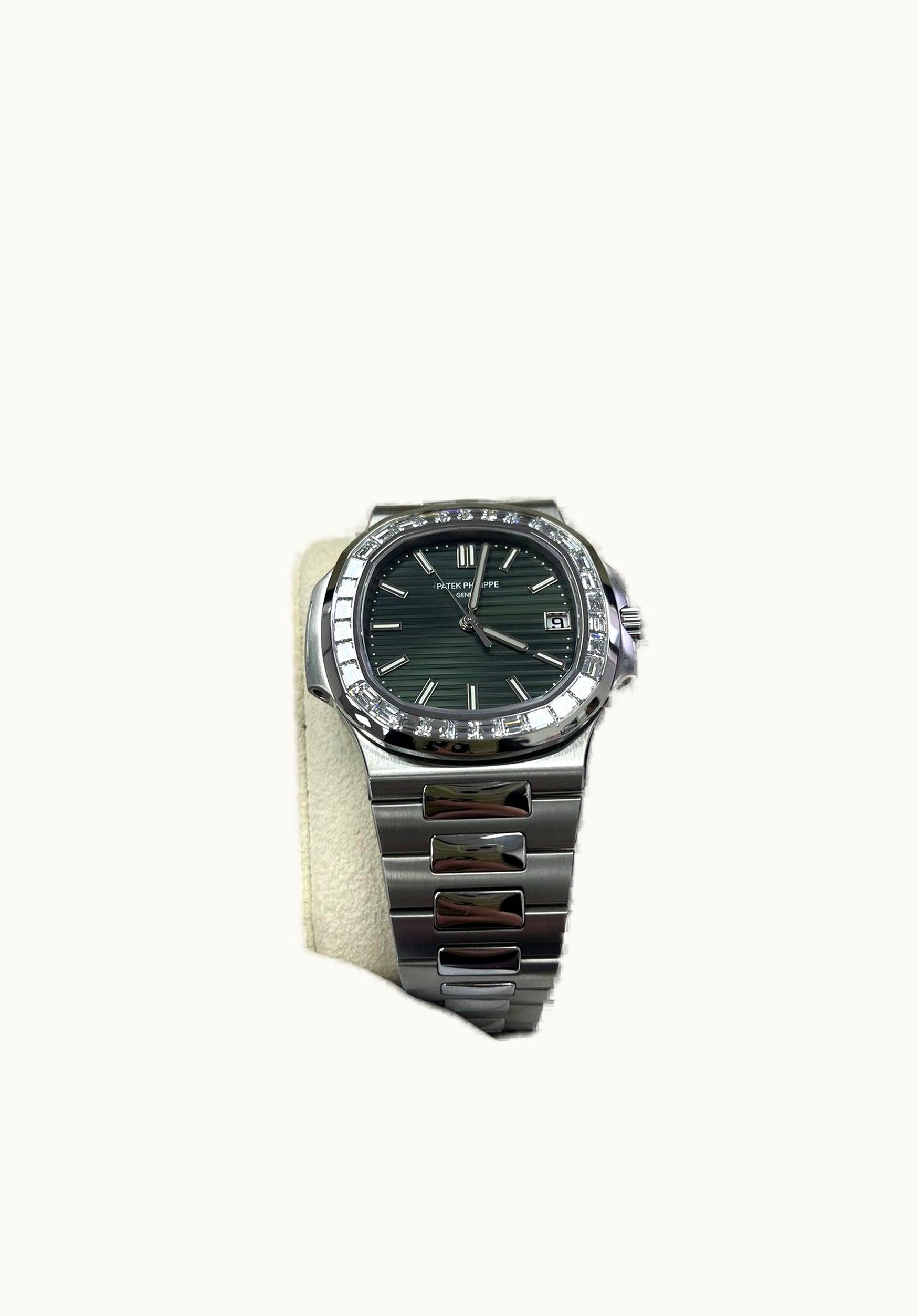 Patek Philippe Nautilus 5711 Stainless Steel - Baguette / Green