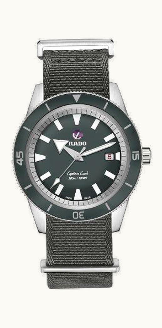 Rado HyperChrome Captain Cook 42 Stainless Steel / Grey / Revolution