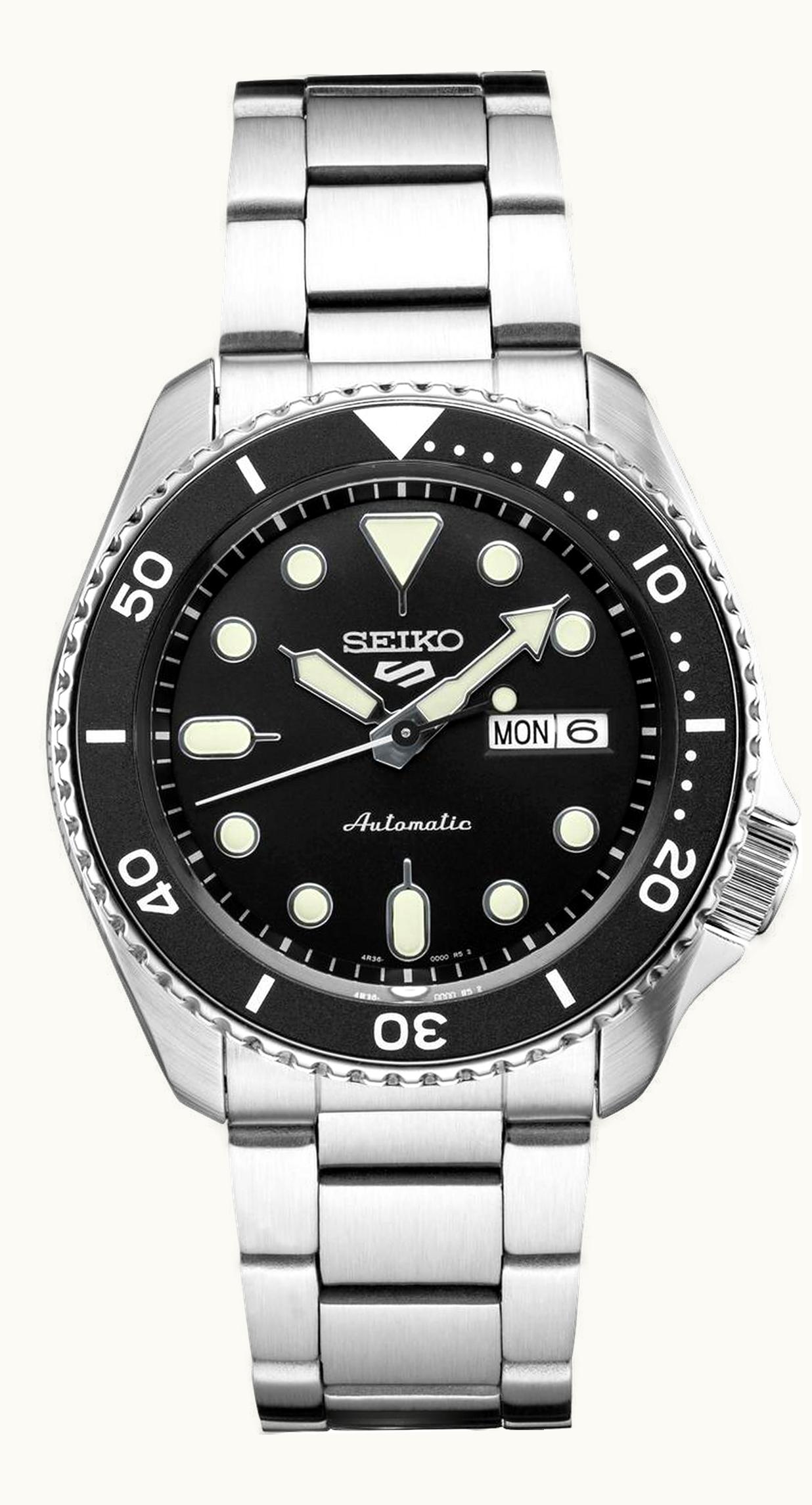 Seiko 5 Sports Sports Style Stainless Steel / Black / Bracelet