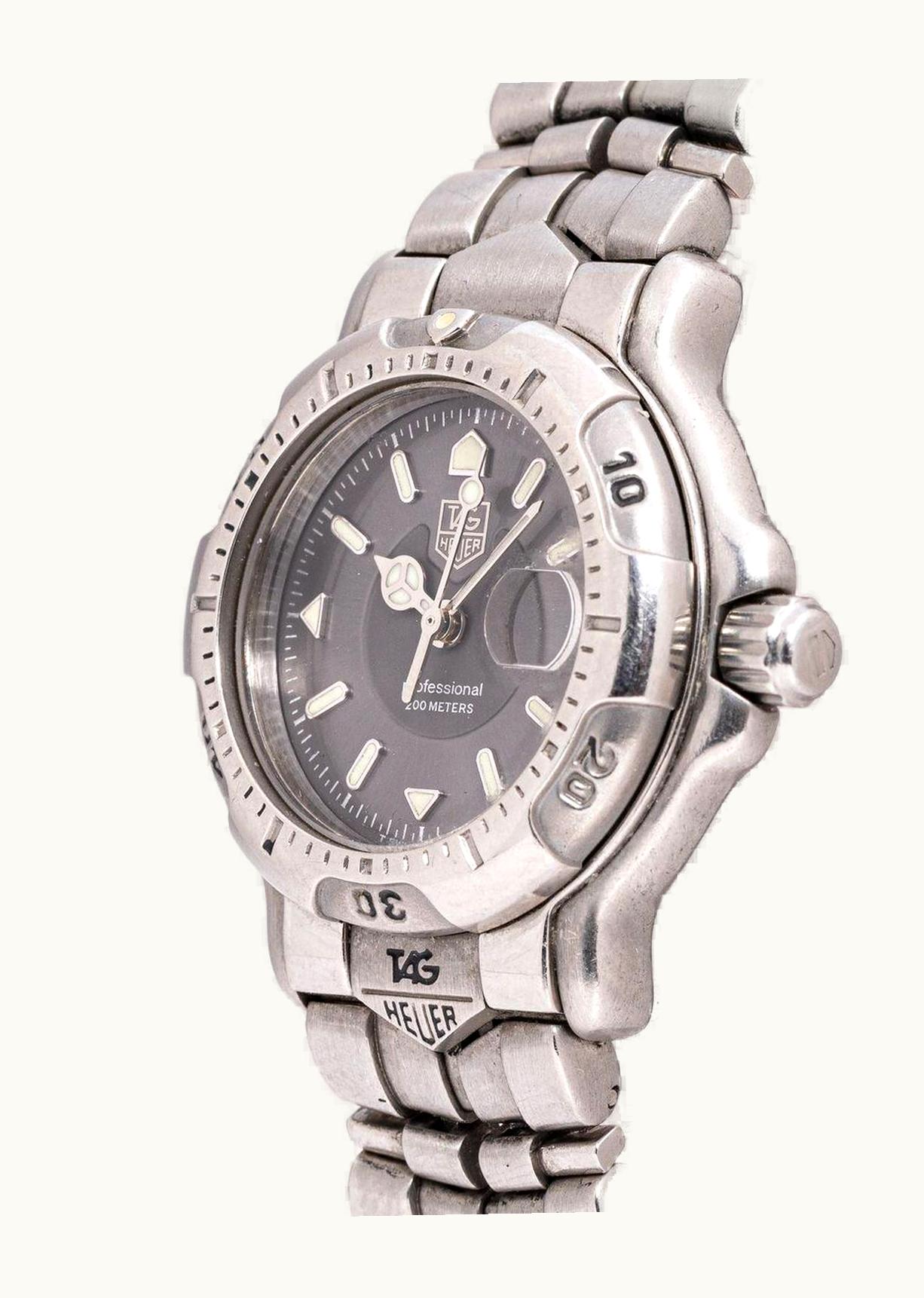 TAG Heuer 6000 Stainless Steel / Black / Bracelet