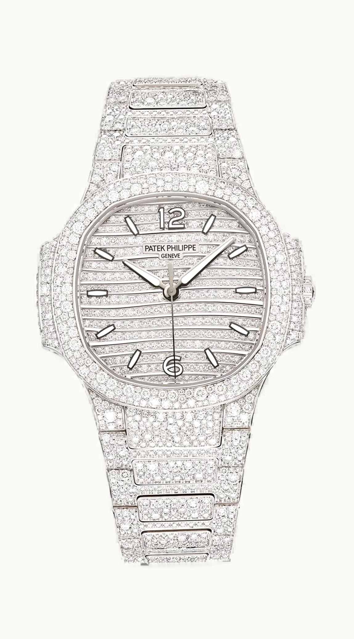 Patek Philippe Nautilus 35.2mm - White Gold - Automatic Winding